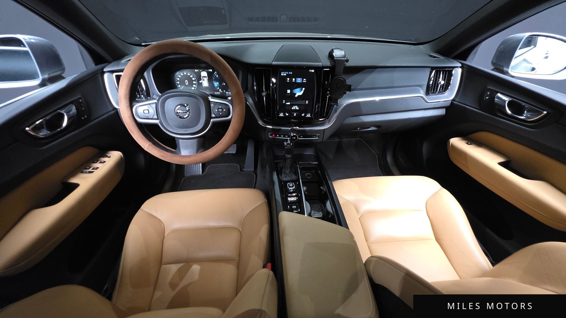 Volvo XC60 2018 — миниатюра 10