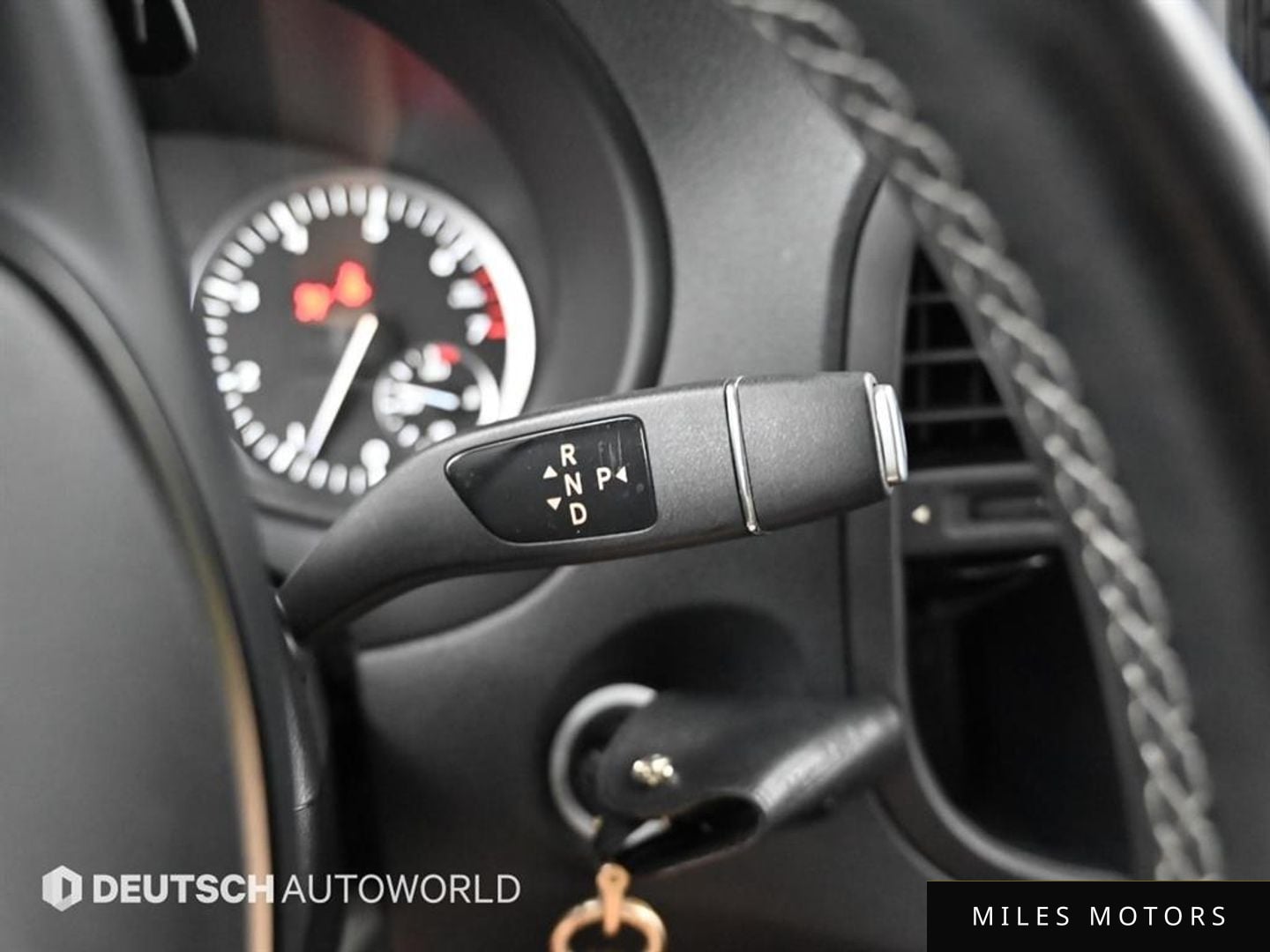 Mercedes-Benz V-Class 2016 — миниатюра 9