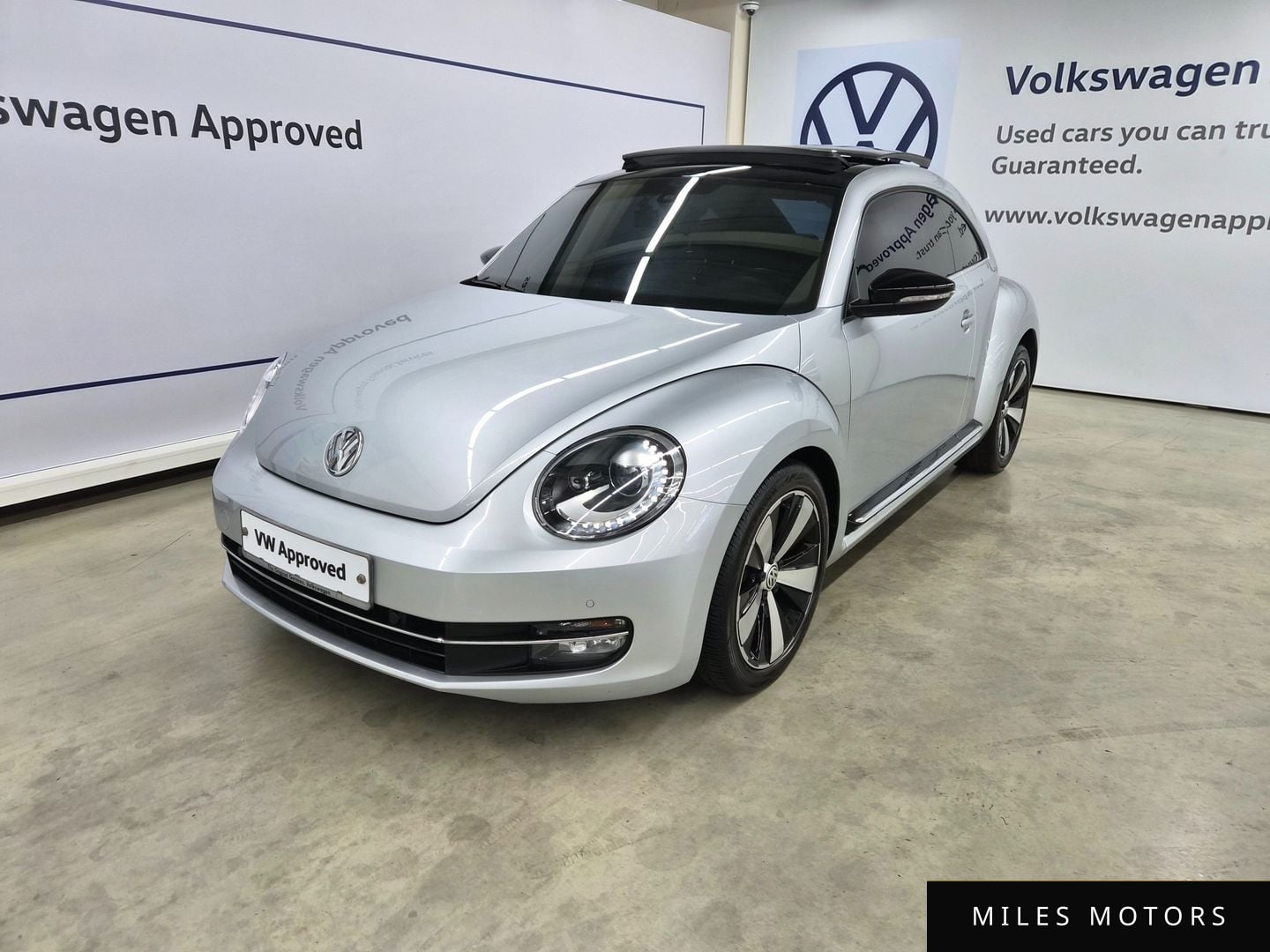 Volkswagen Beetle 2013 — фото 1 из 12
