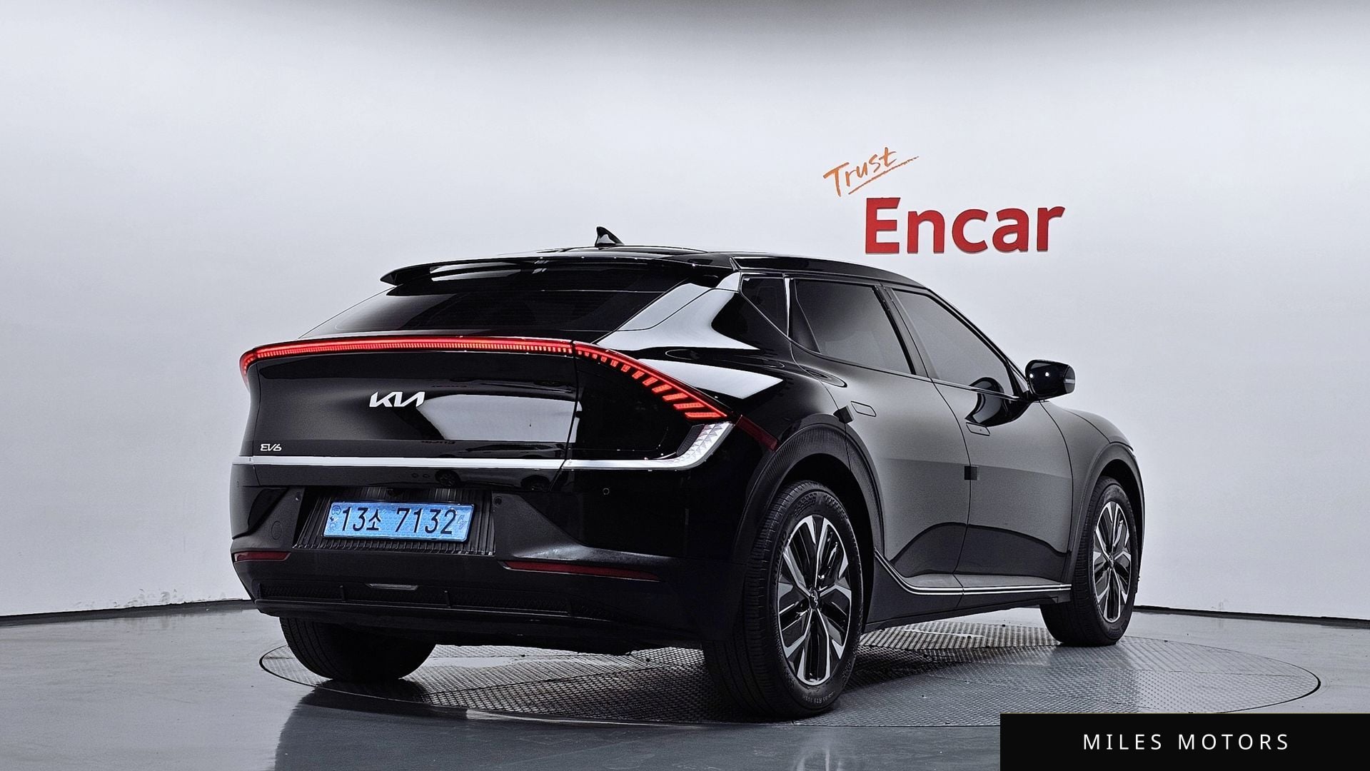 Kia EV6 2022 — миниатюра 2