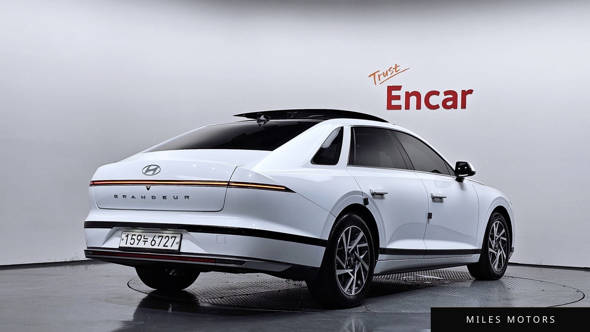 Hyundai Grandeur 2023 — миниатюра 2