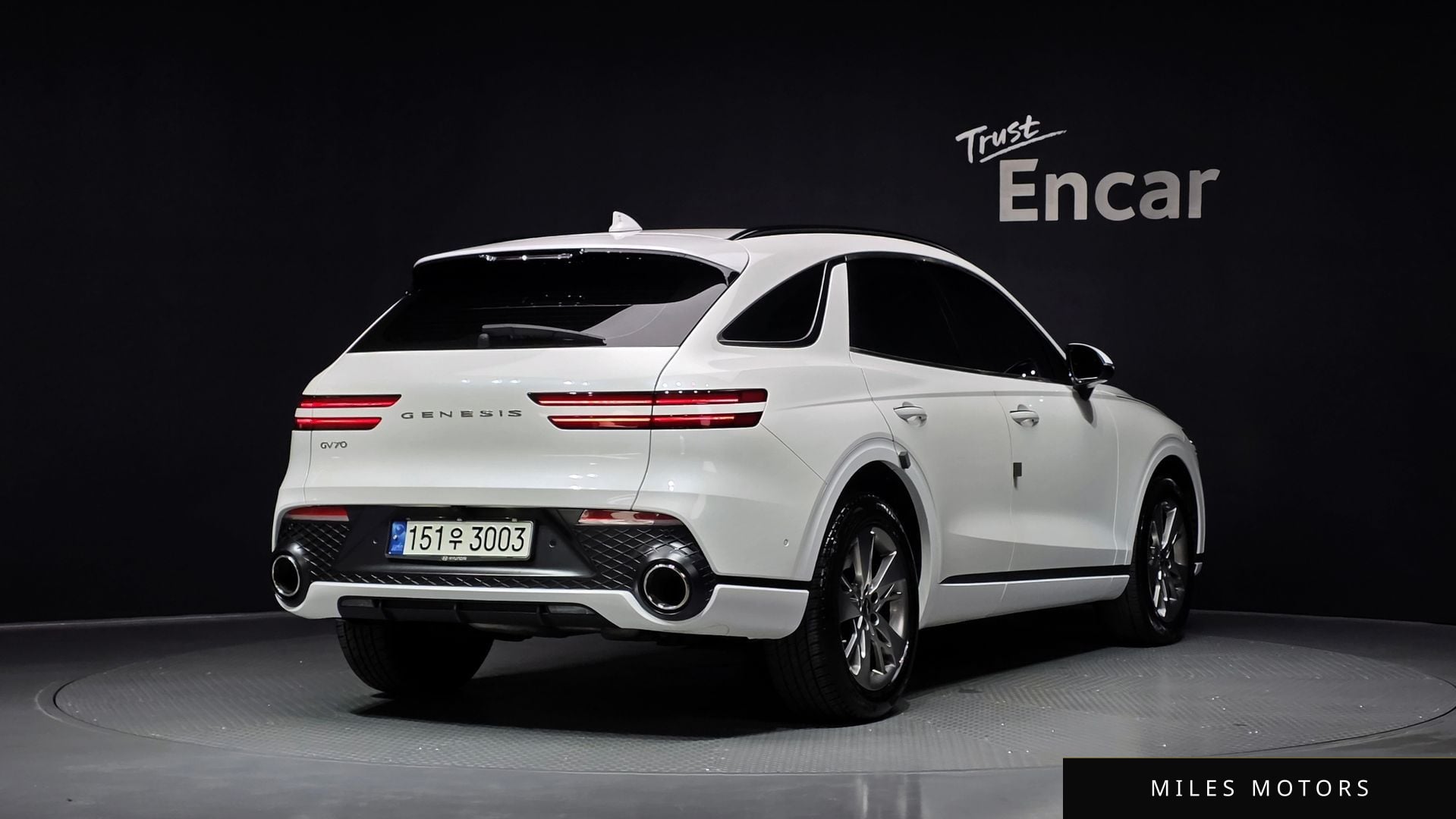 Genesis GV70 2022 — миниатюра 2