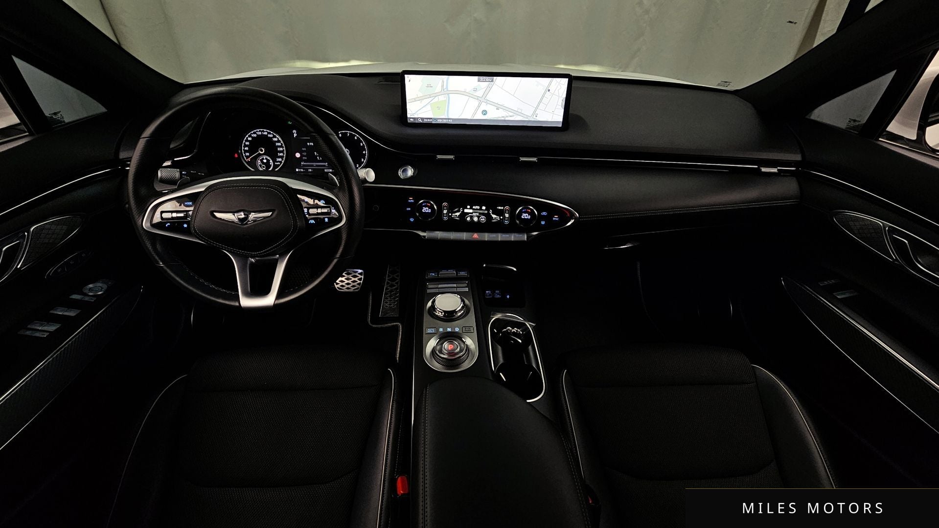 Genesis GV70 2022 — миниатюра 10