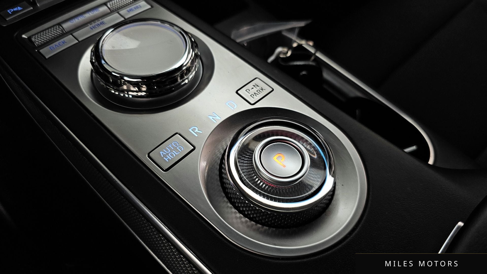 Genesis GV70 2022 — миниатюра 12