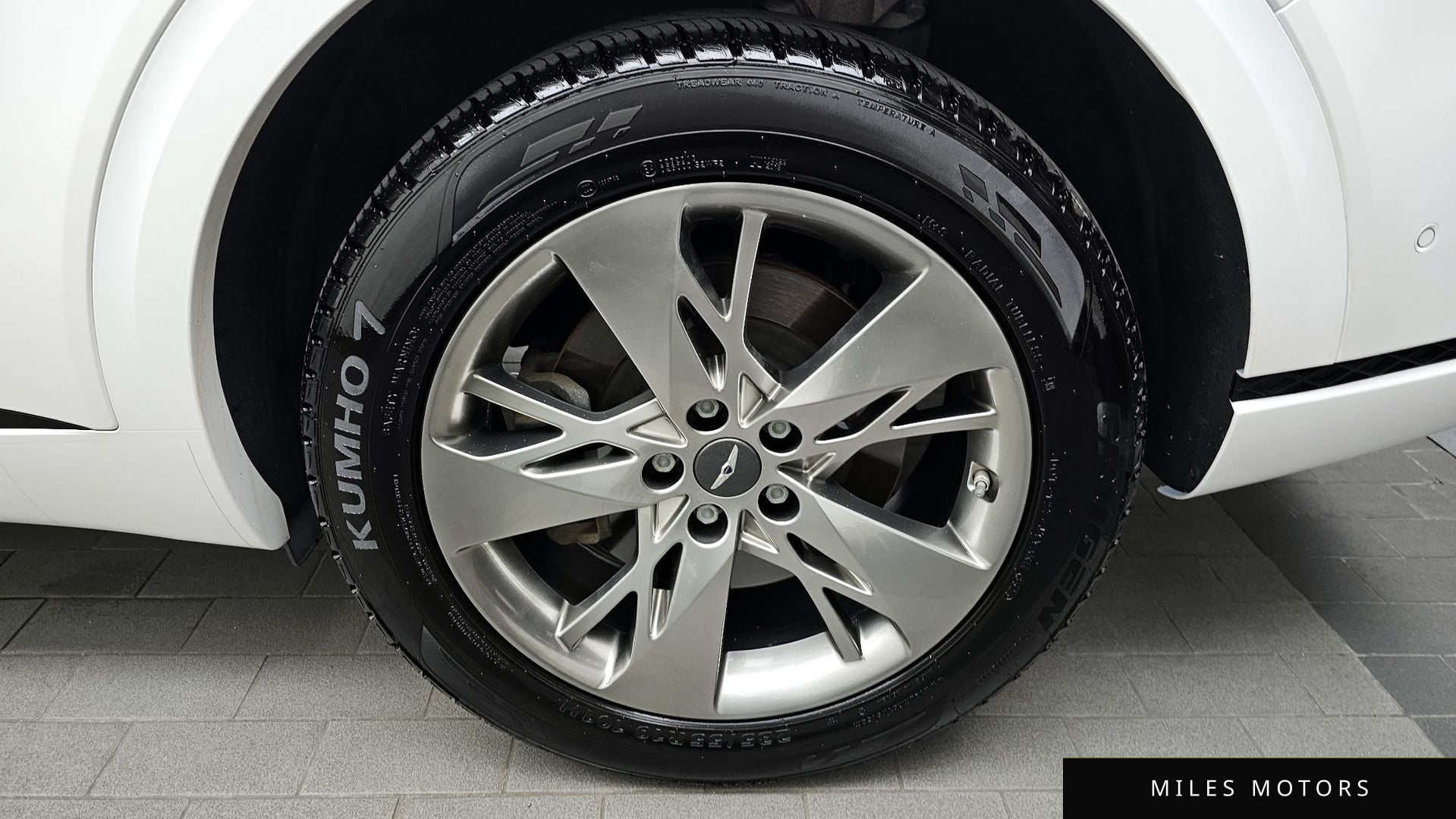 Genesis GV70 2022 — миниатюра 7