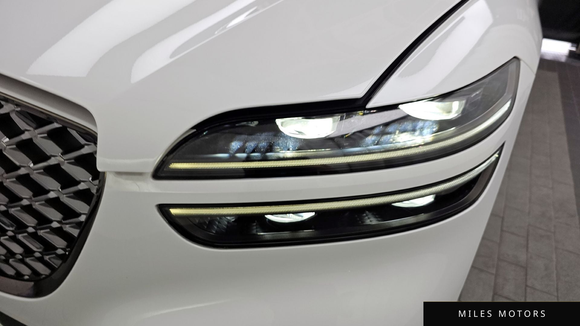 Genesis GV70 2022 — миниатюра 8