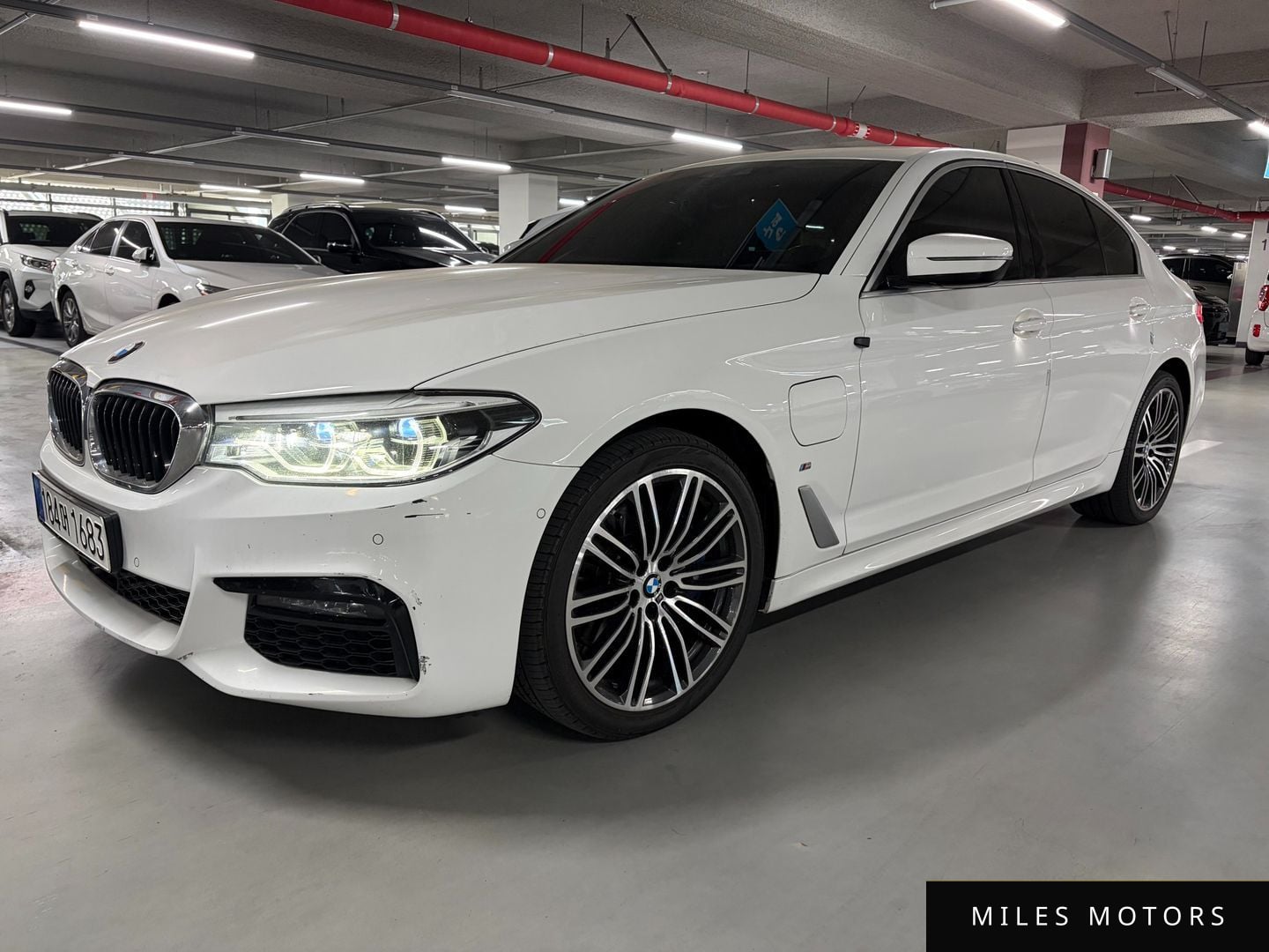 BMW 5 Series (G30) 2020 — миниатюра 2