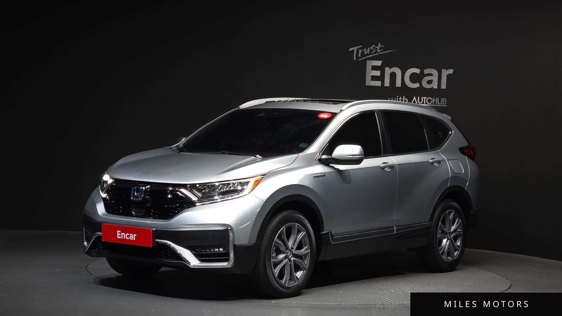 Honda CR-V 2021 — фото 1 из 12