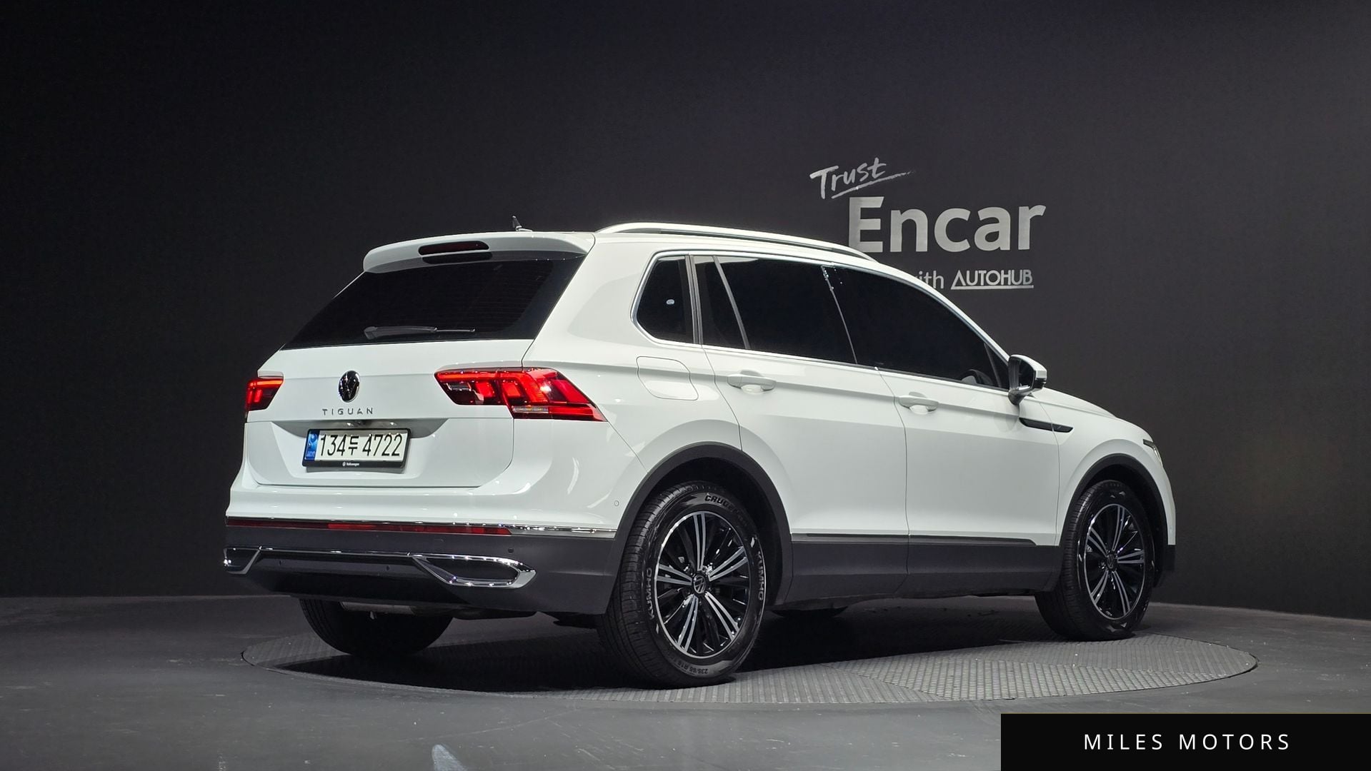 Volkswagen Tiguan 2021 — миниатюра 2