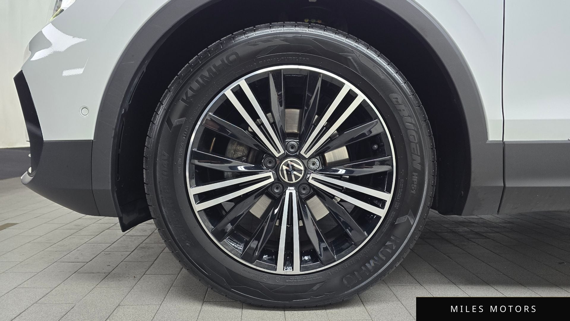 Volkswagen Tiguan 2021 — миниатюра 5