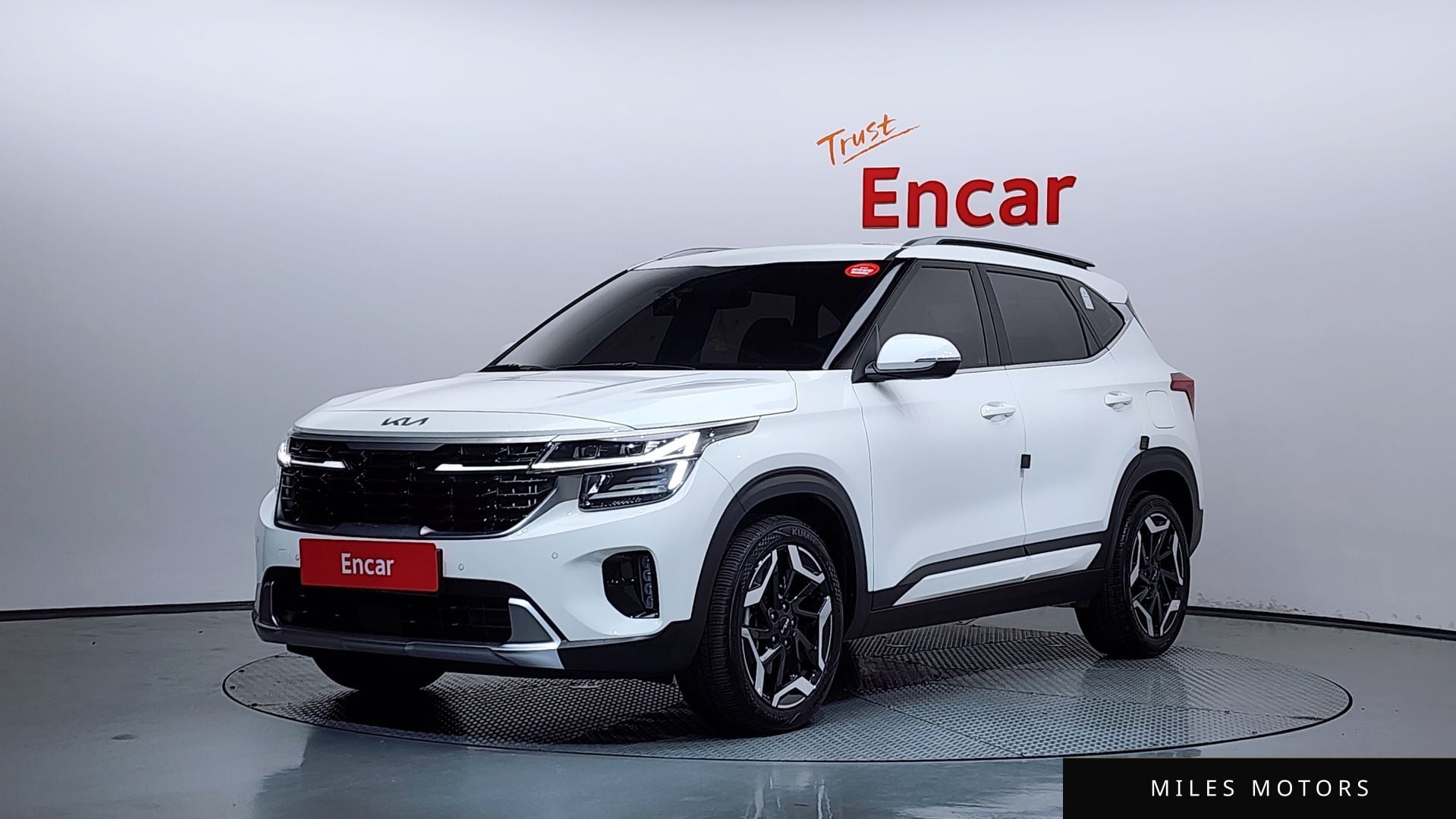 Kia Seltos 2024 — фото 1 из 12