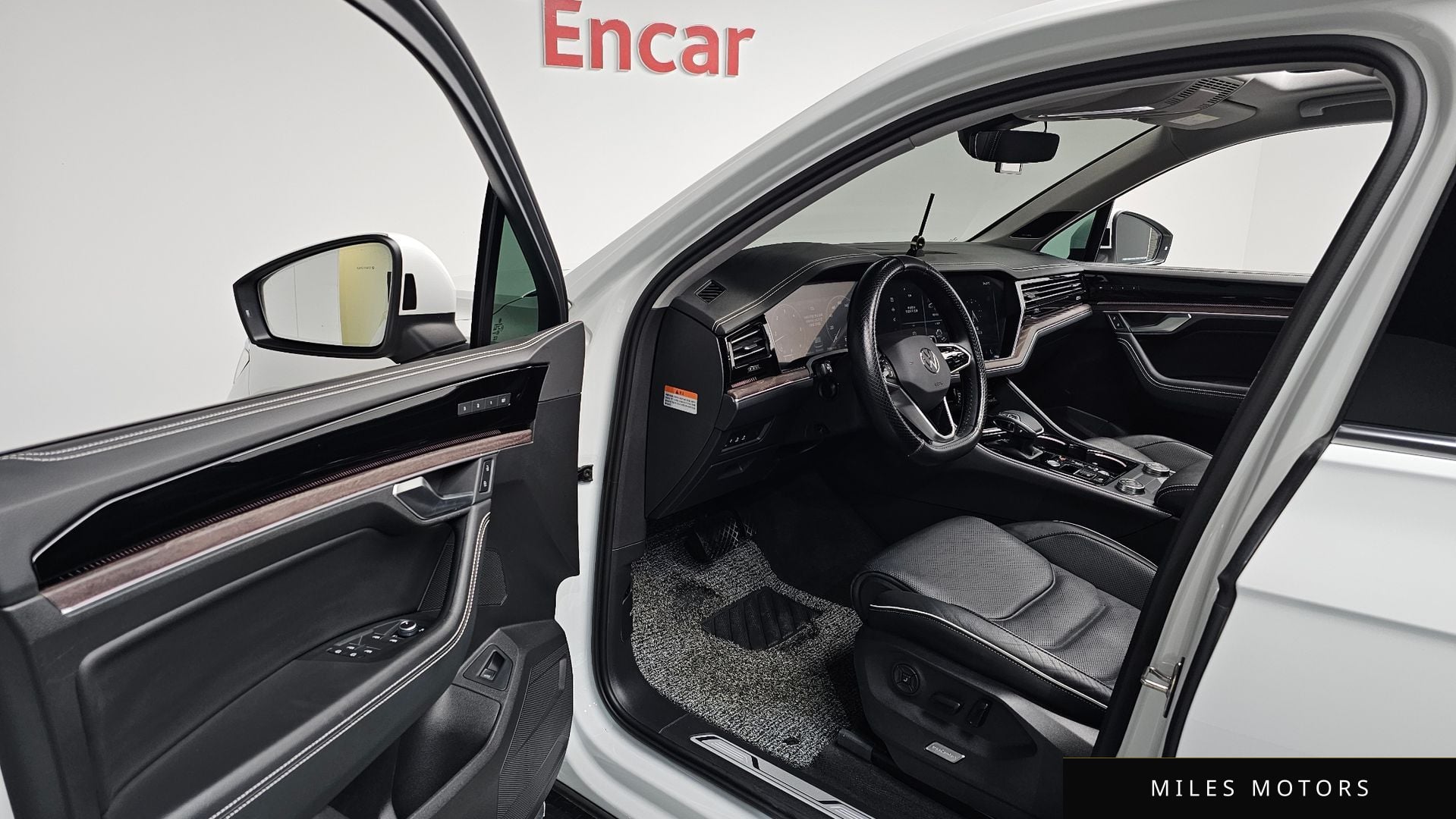 Volkswagen Touareg 2024 — миниатюра 12