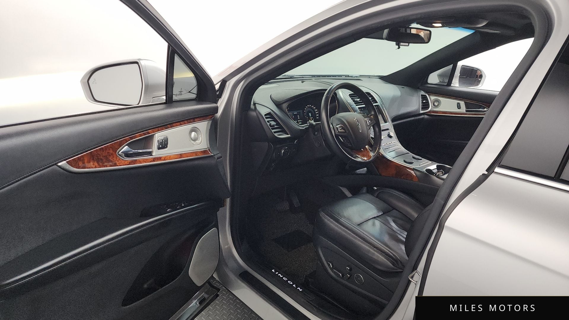 Lincoln MKX 2017 — миниатюра 10