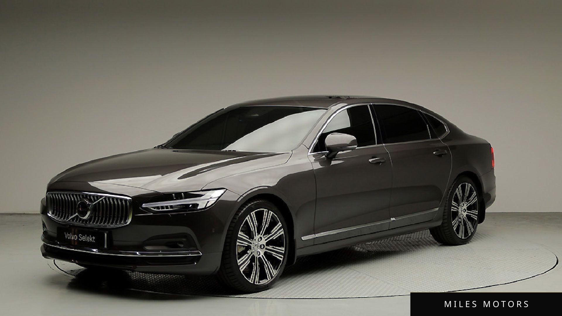 Volvo S90 2024 — фото 1 из 12