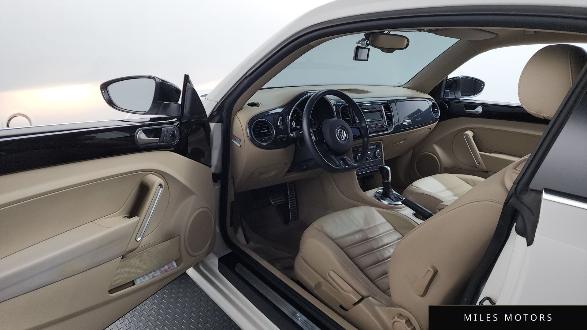 Volkswagen Beetle 2013 — миниатюра 10