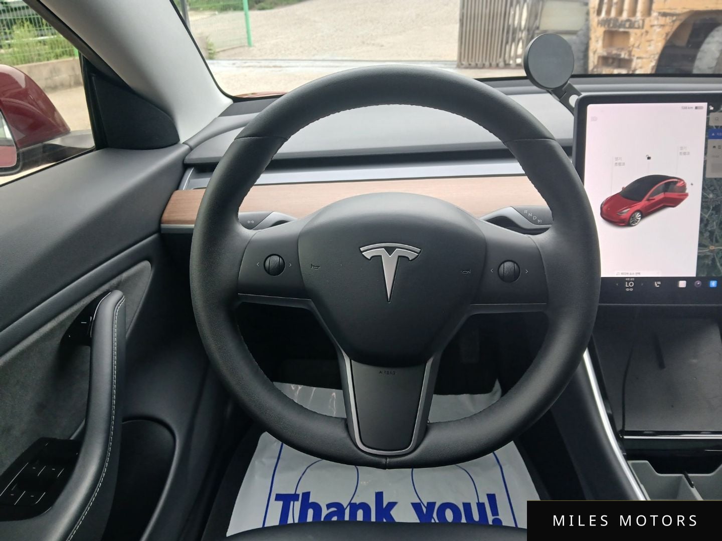 Tesla Model 3 2020 — миниатюра 7