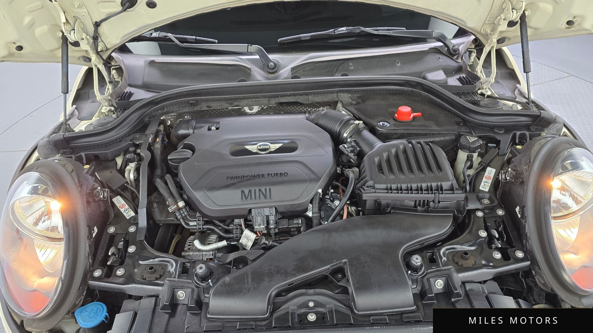 MINI Cooper D 2015 — миниатюра 6