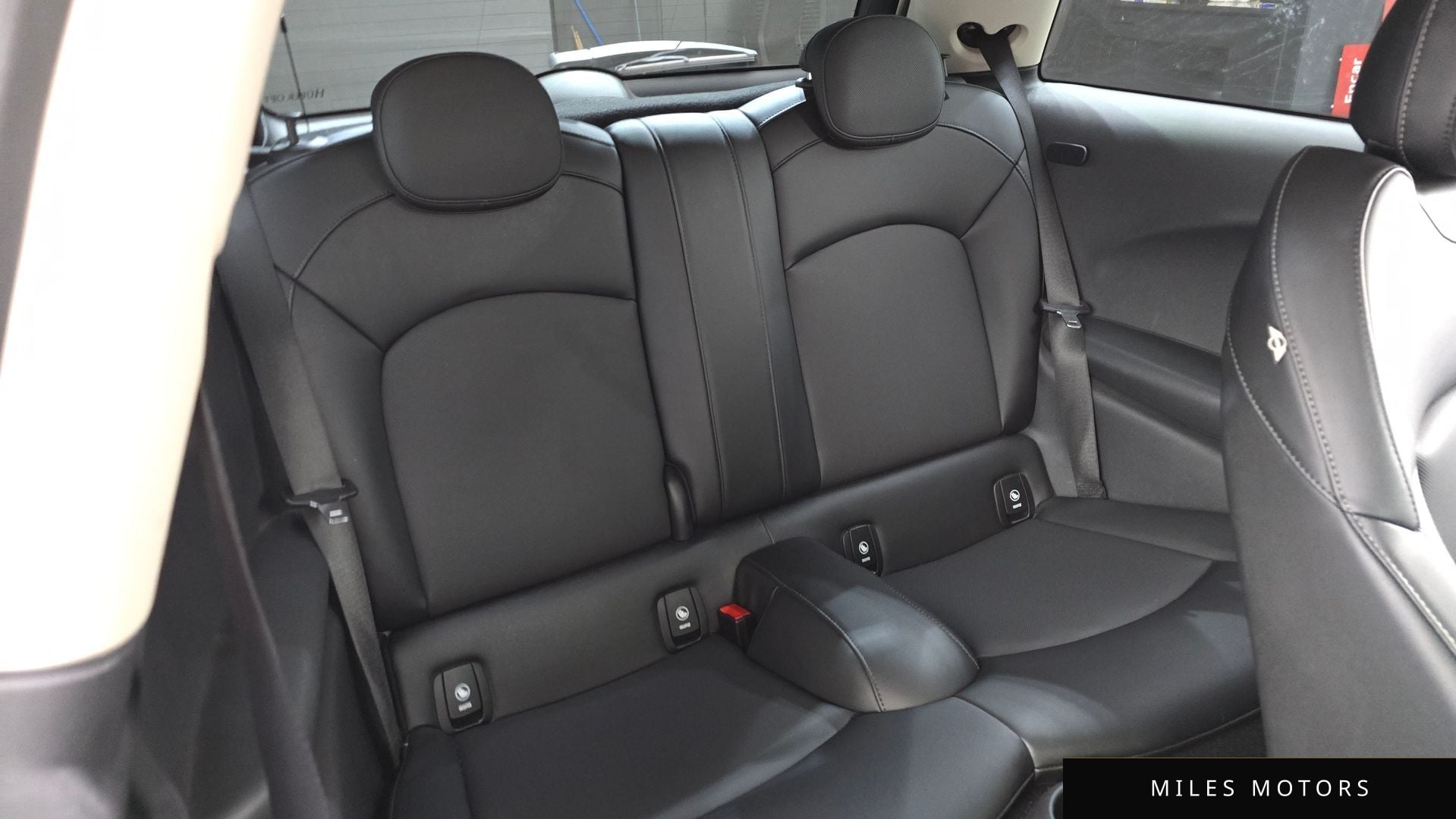 MINI Cooper D 2015 — миниатюра 11