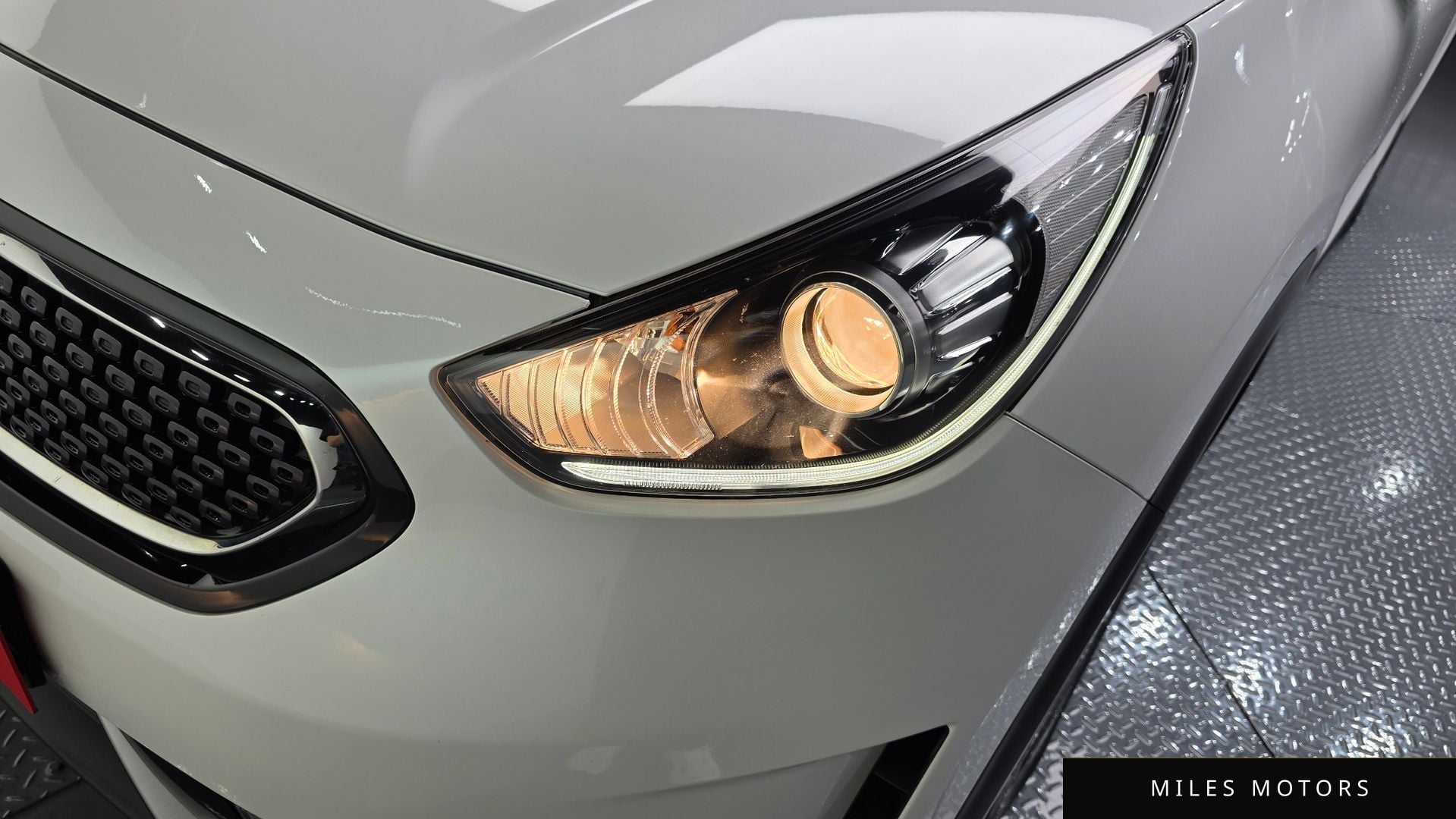 Kia Niro 2018 — миниатюра 8