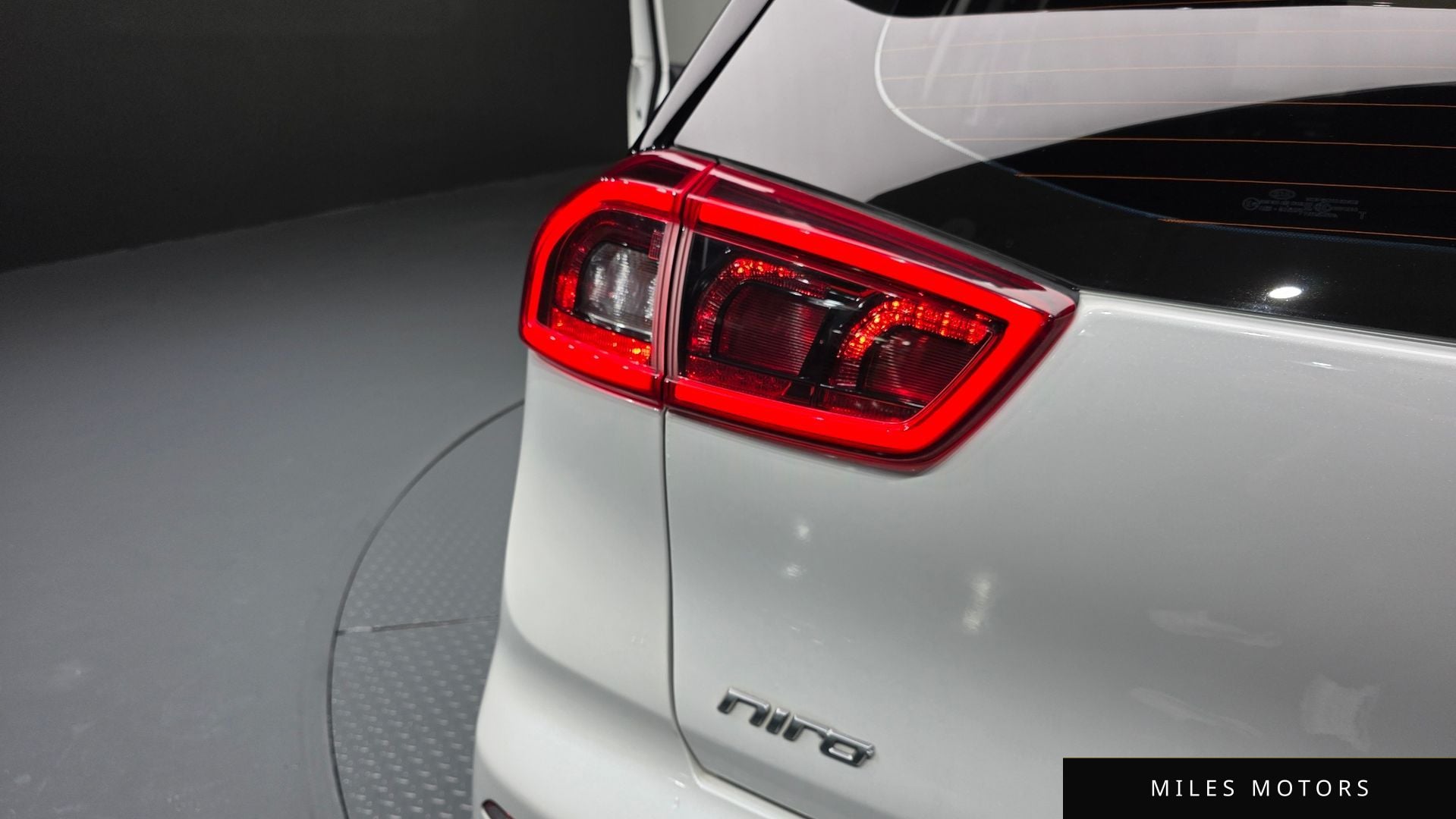 Kia Niro 2018 — миниатюра 9