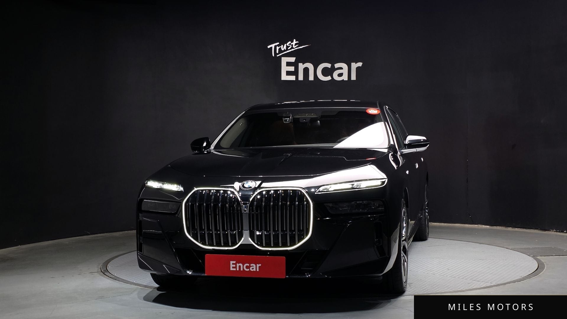 BMW 7 Series (G70) 2025 — миниатюра 3