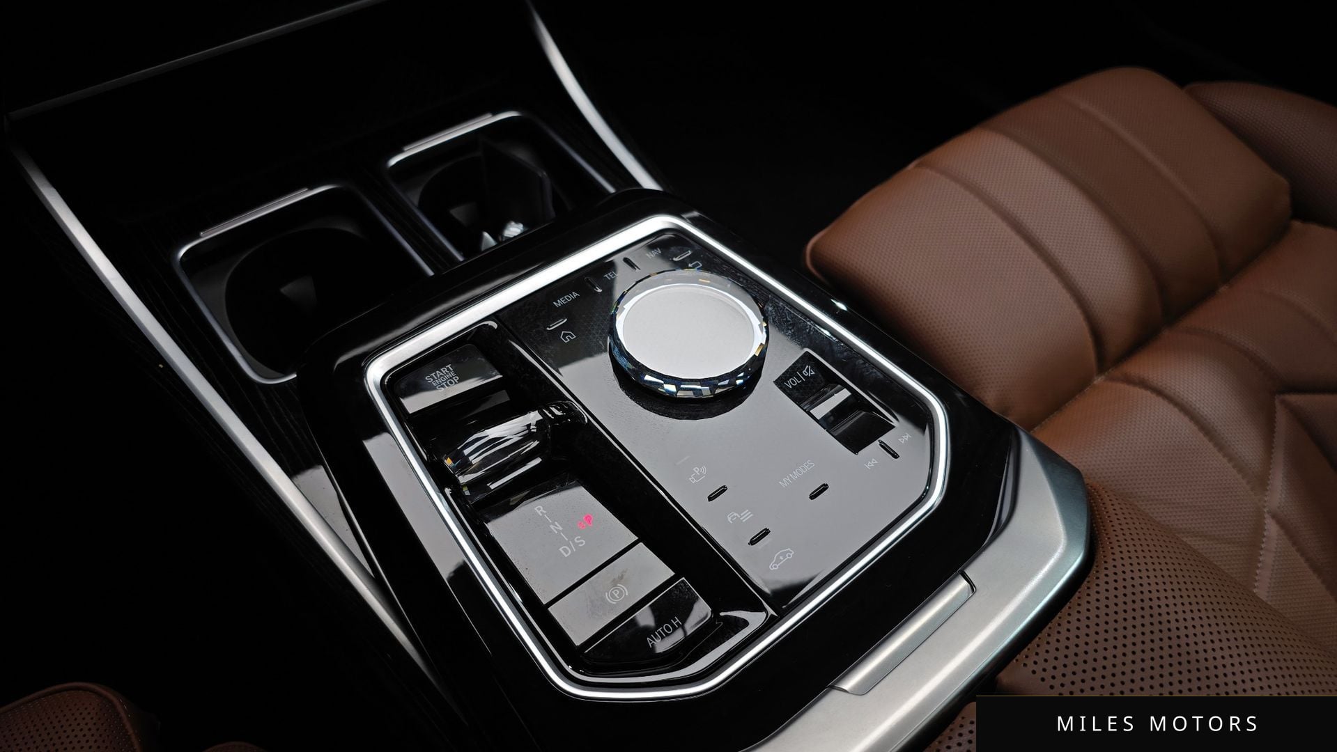 BMW 7 Series (G70) 2025 — миниатюра 12