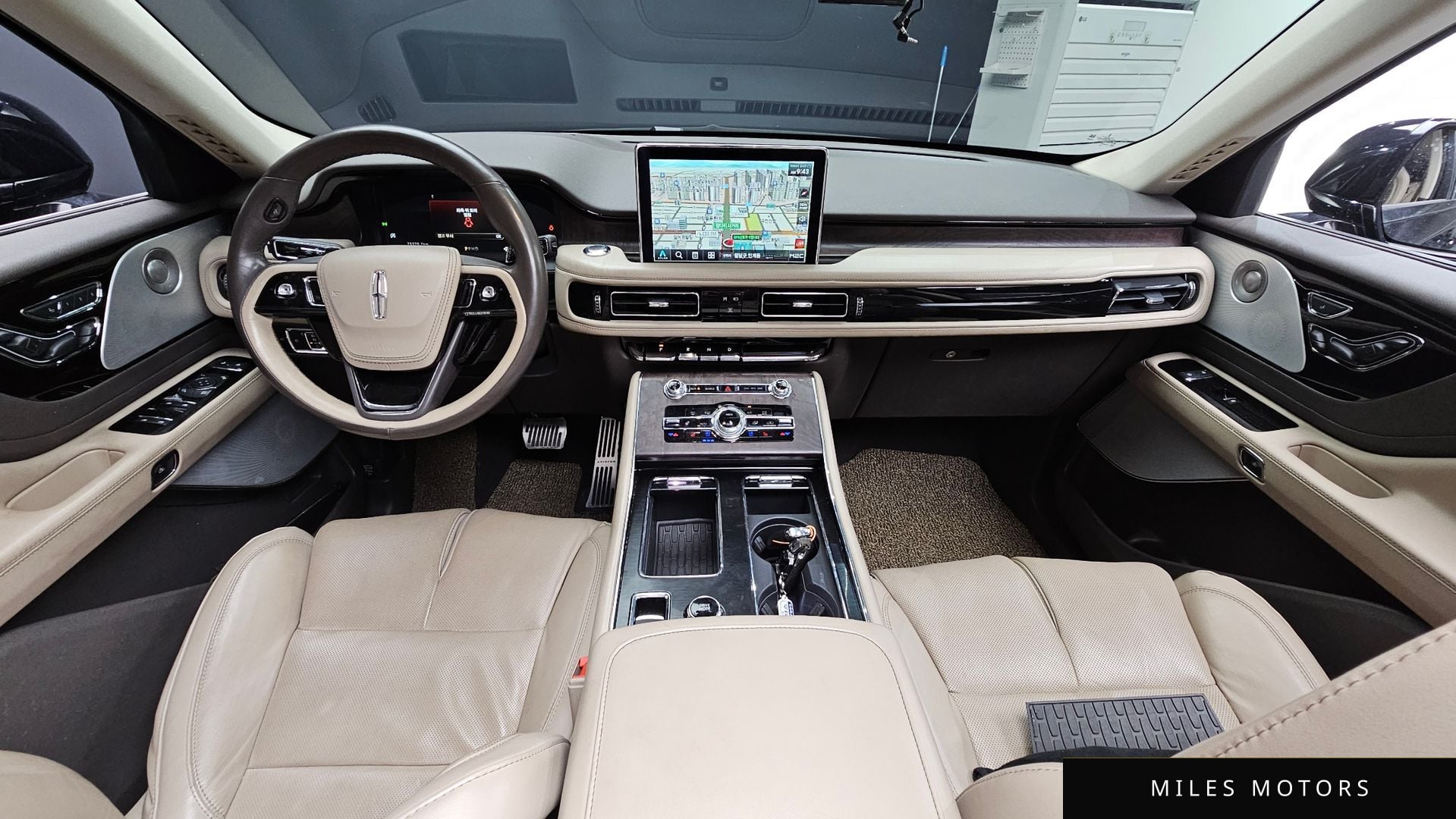 Lincoln Aviator 2021 — миниатюра 10