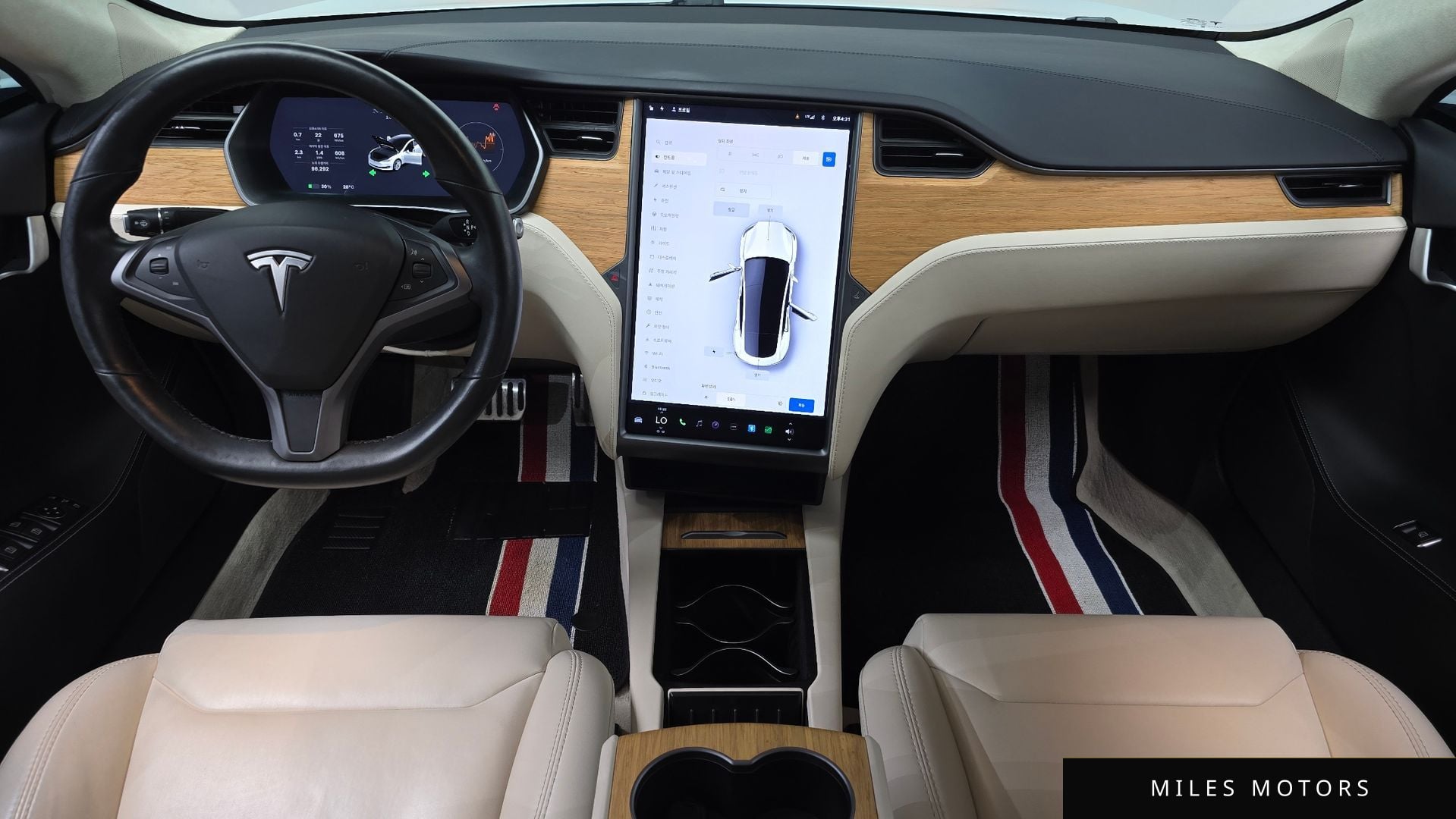 Tesla Model S 2019 — миниатюра 10