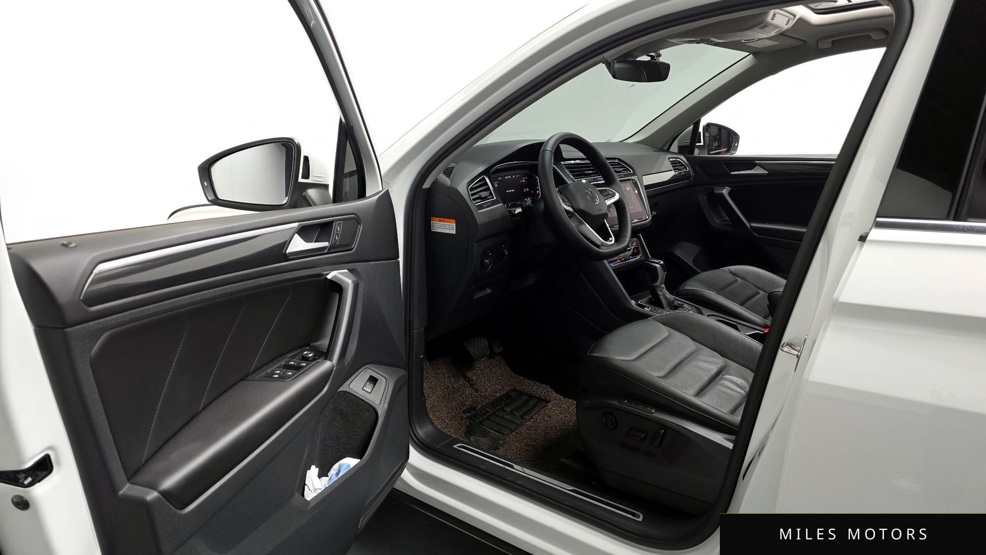 Volkswagen Tiguan 2022 — миниатюра 10