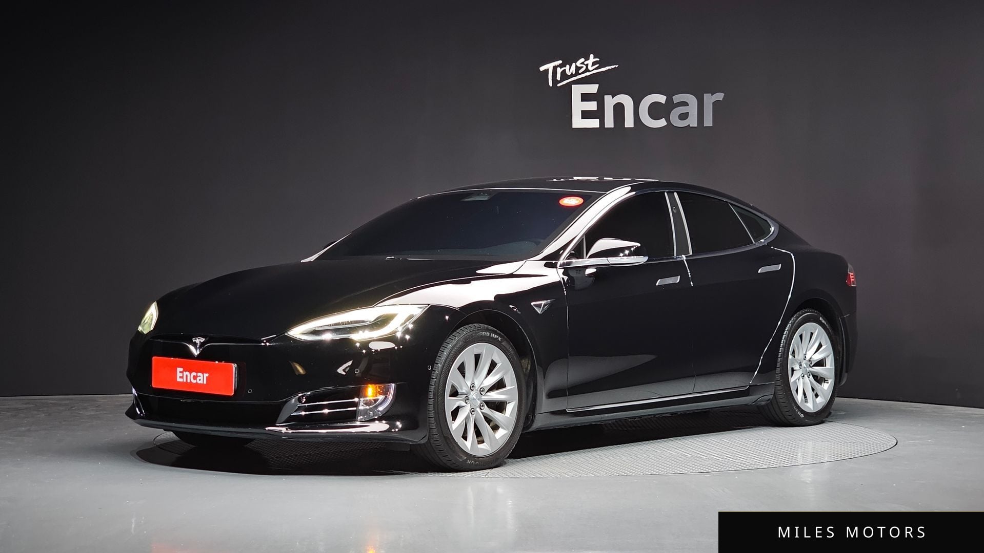 Tesla Model S 2020