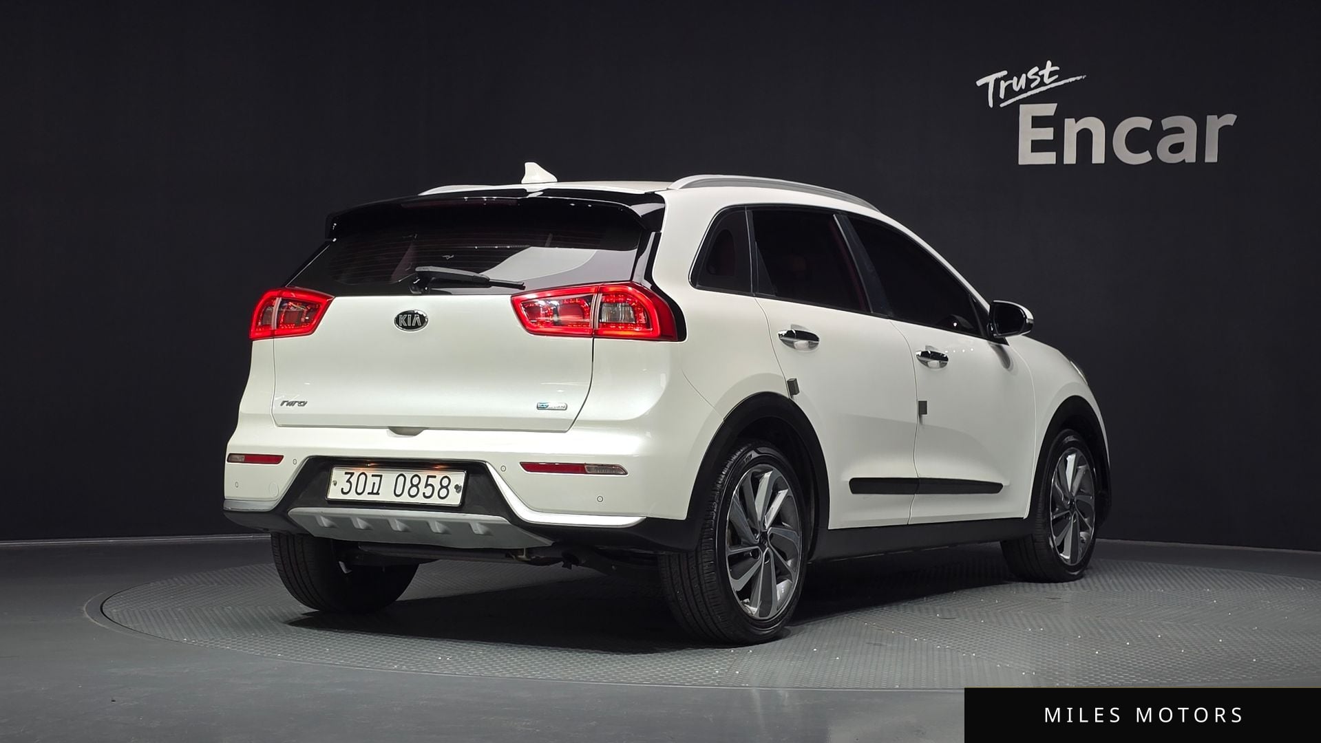 Kia Niro 2017 — миниатюра 2