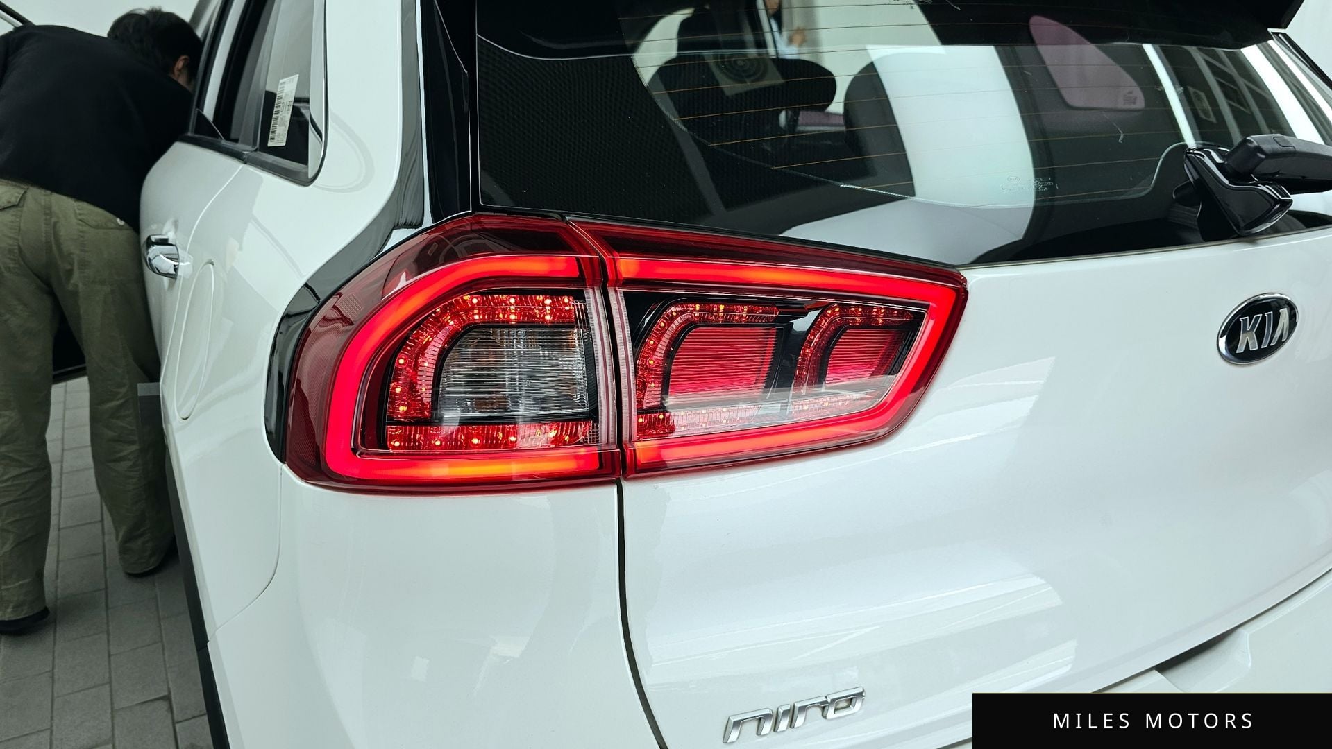 Kia Niro 2017 — миниатюра 9