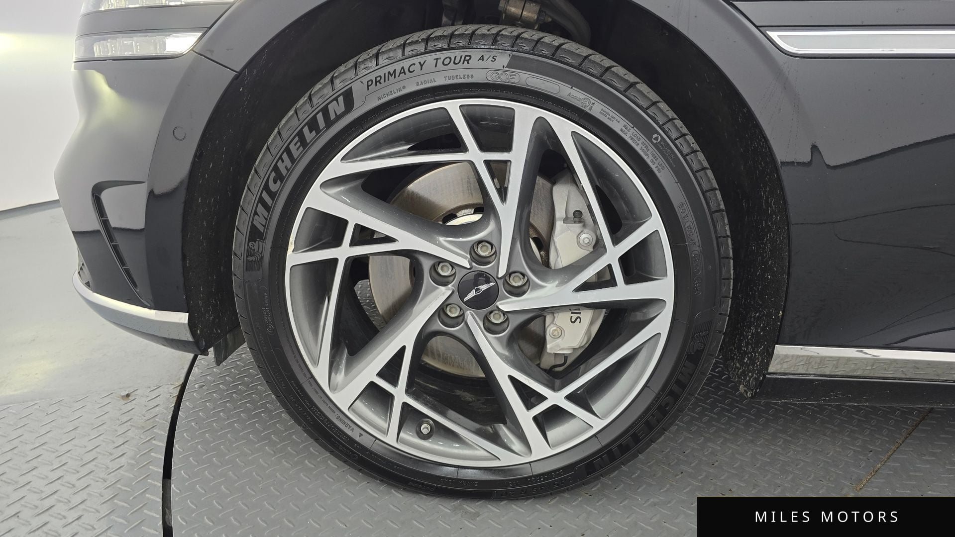 Genesis G90 (RS4) 2022 — миниатюра 5