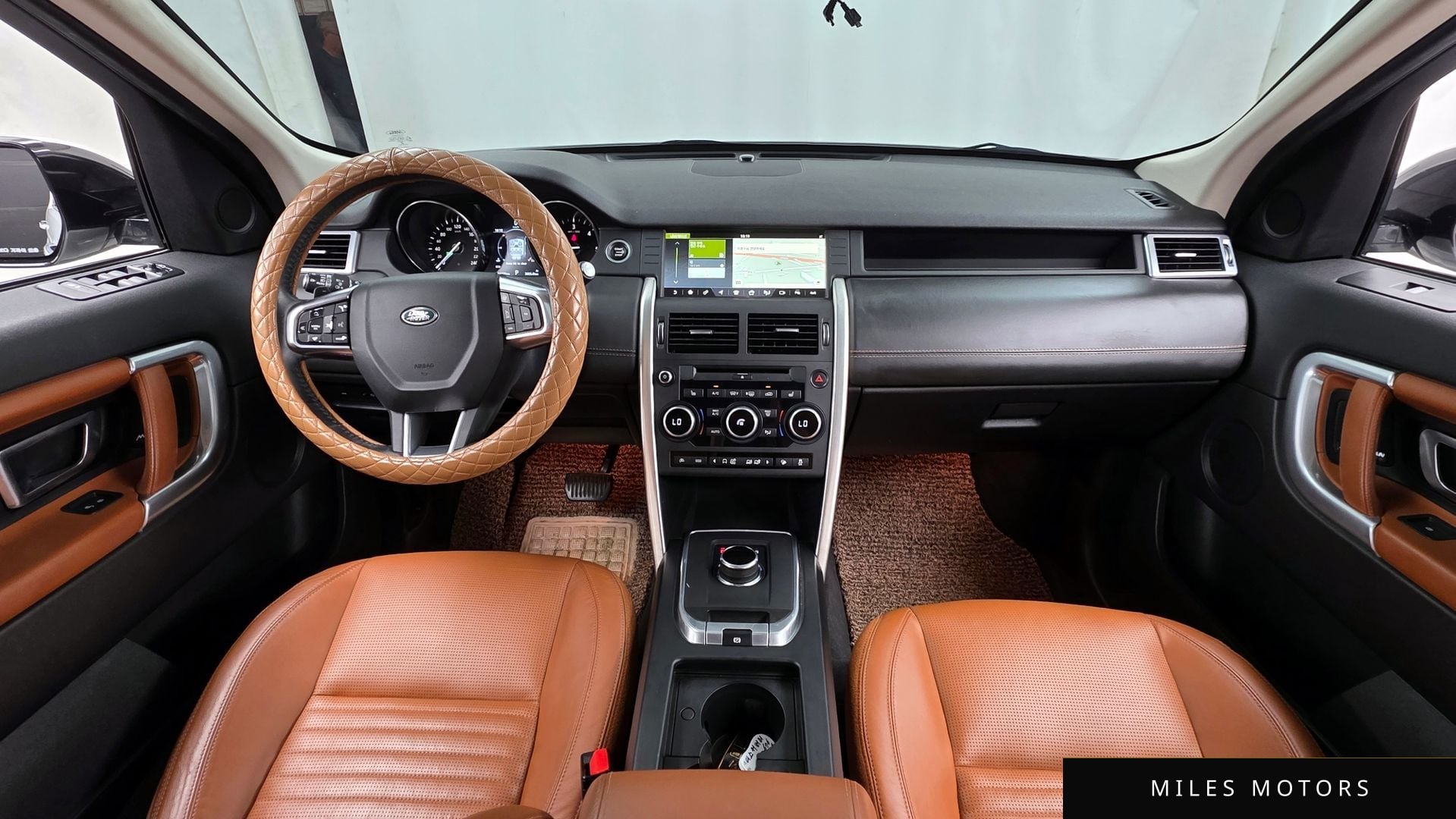 Land Rover Discovery Sport 2017 — миниатюра 10