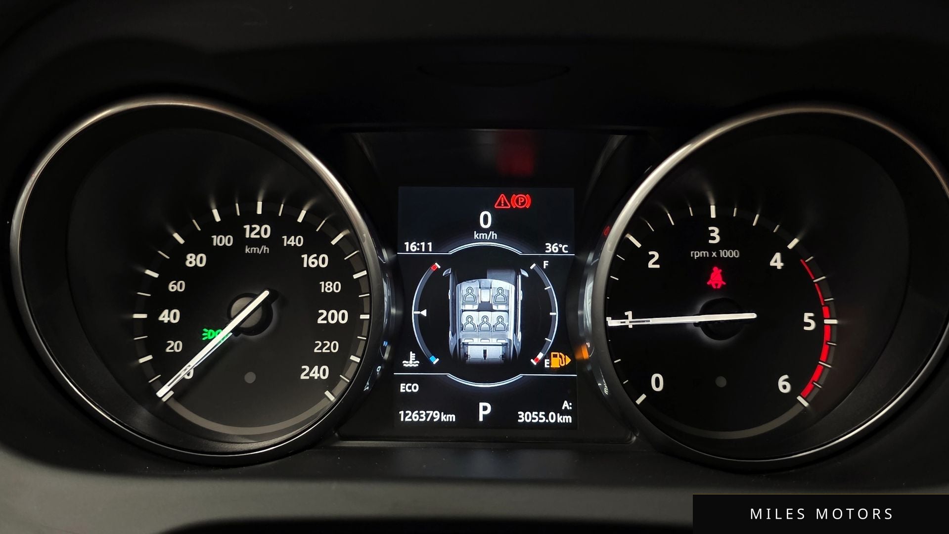 Land Rover Discovery Sport 2017 — миниатюра 11