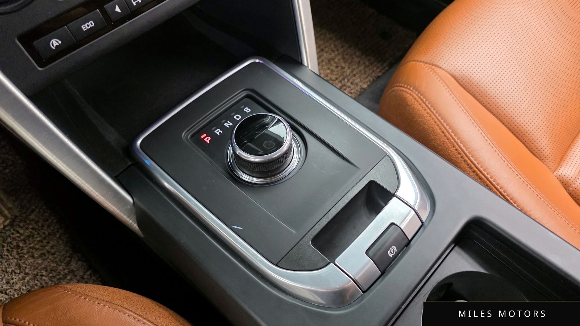 Land Rover Discovery Sport 2017 — миниатюра 12