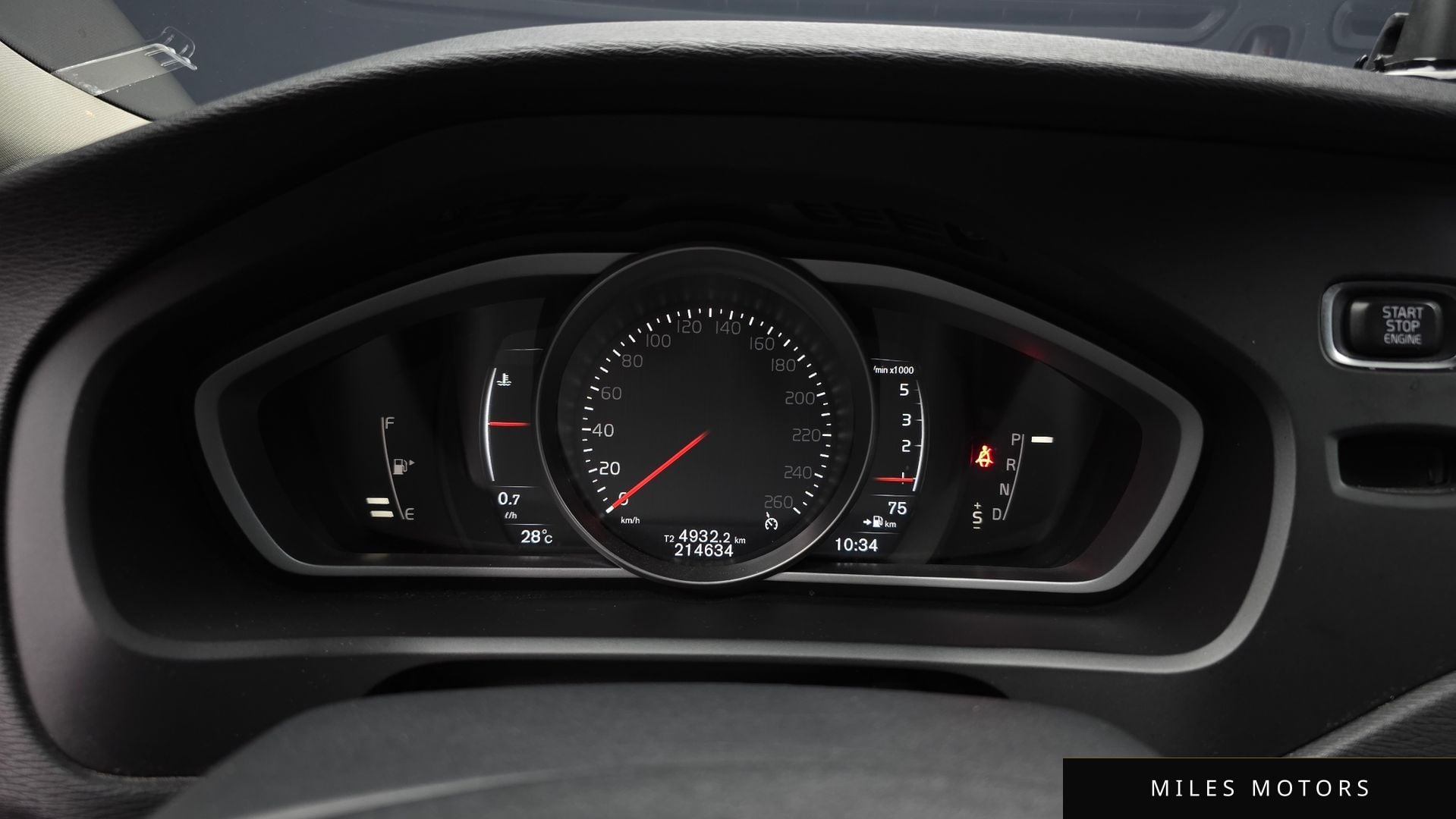 Volvo V40 2017 — миниатюра 8
