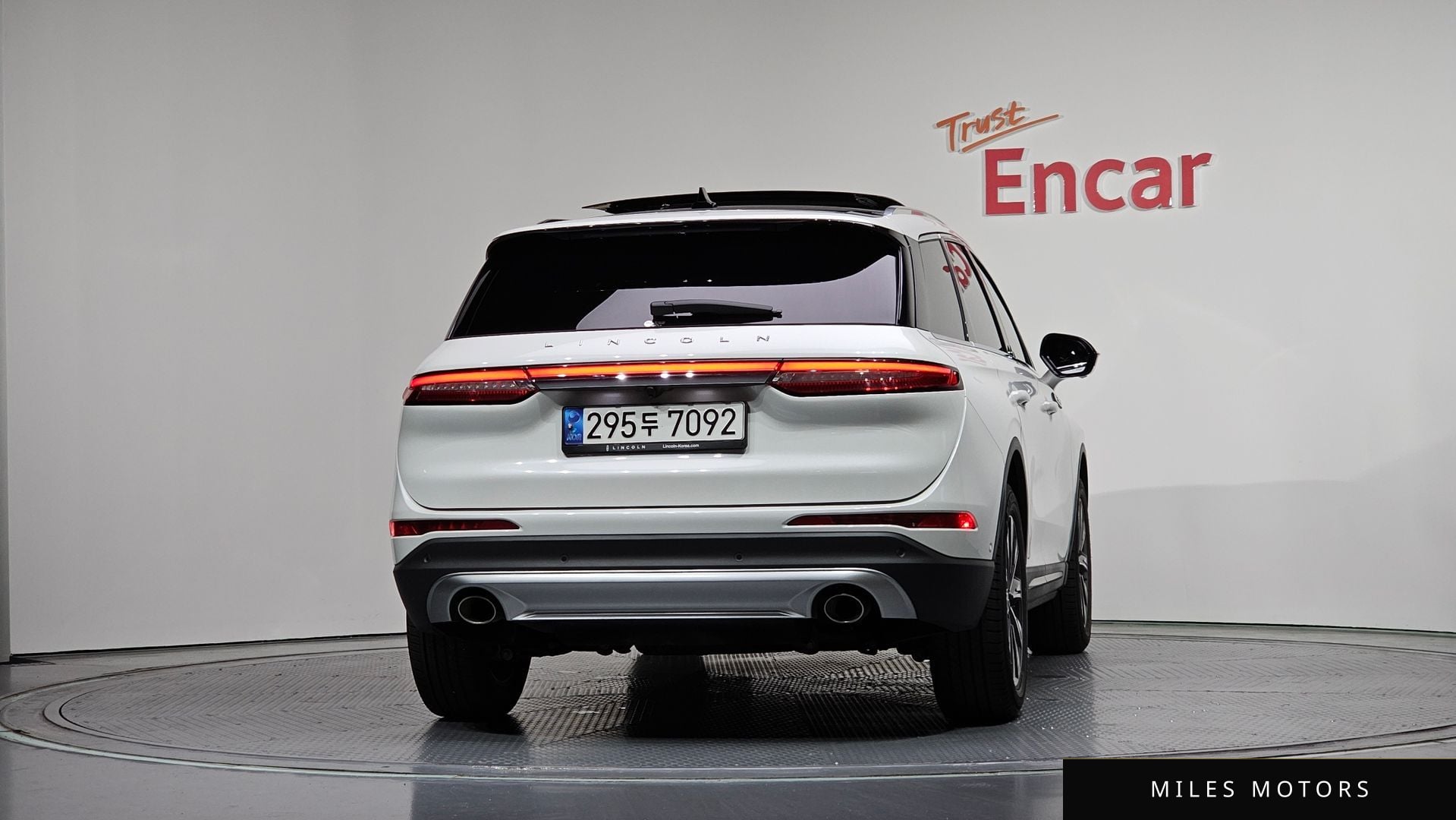 Lincoln Corsair 2022 — миниатюра 4