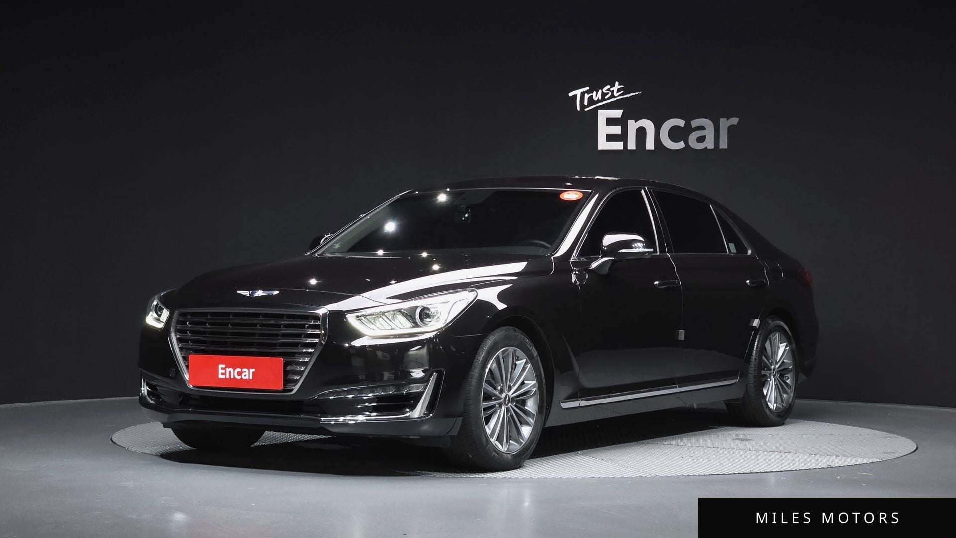Genesis EQ900 2018