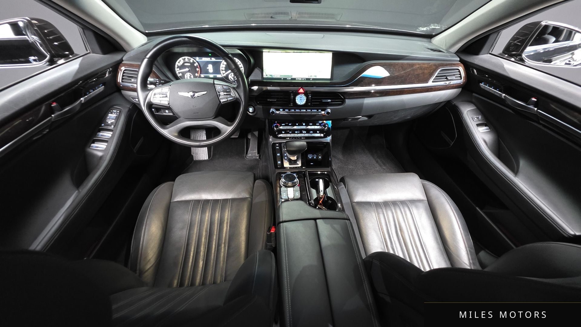 Genesis EQ900 2018 — миниатюра 10
