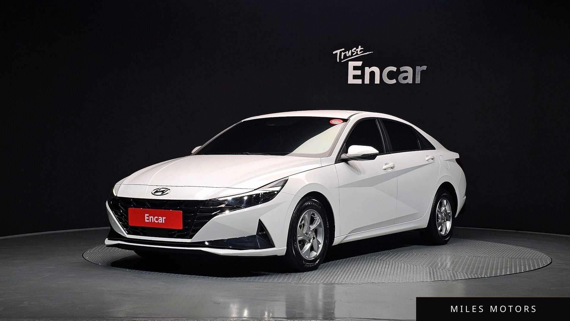 Hyundai AVANTE 2021 — фото 1 из 12