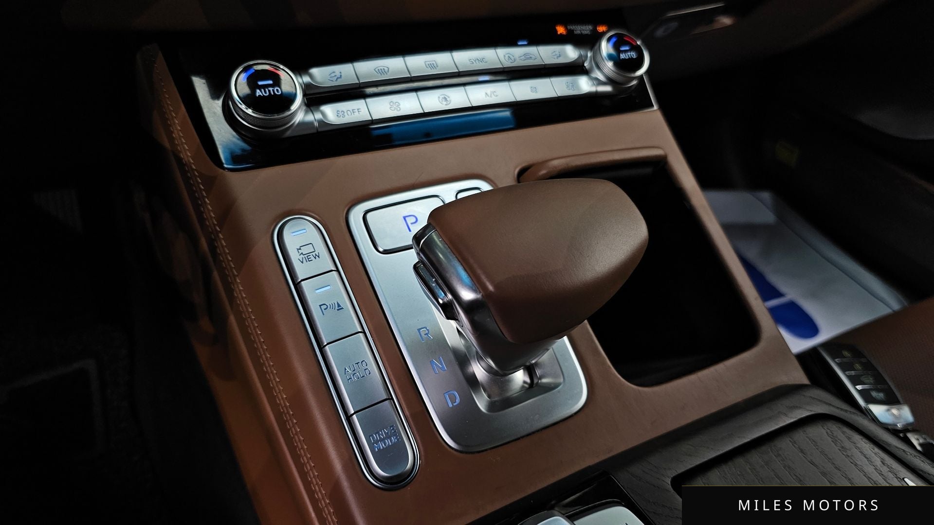Genesis G90 2019 — миниатюра 12