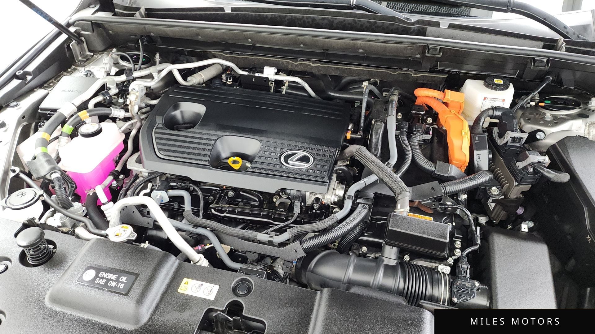 Лексус NX450h+ 2023 — миниатюра 6