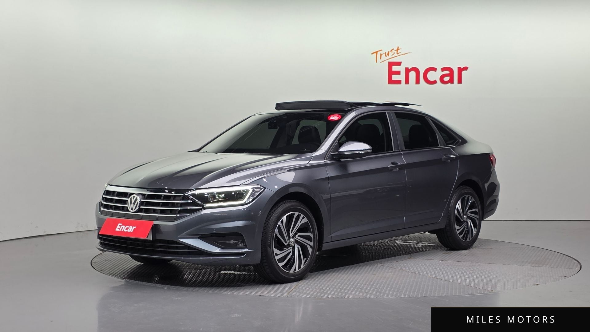 Volkswagen Jetta 2021 — фото 1 из 12