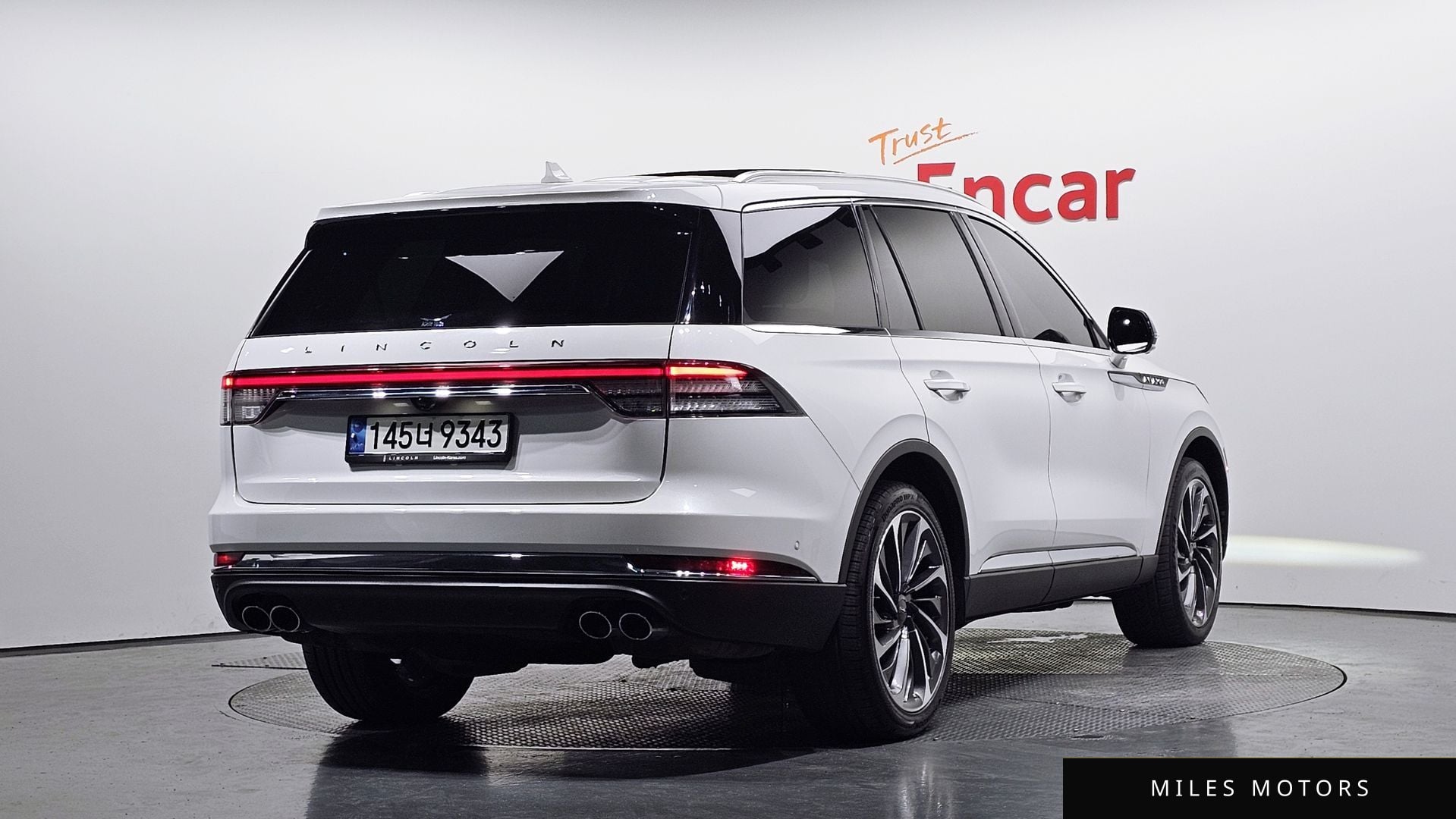 Lincoln Aviator 2021 — миниатюра 2