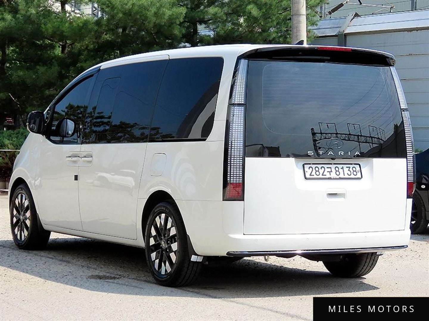 Hyundai Staria 2025 — миниатюра 3