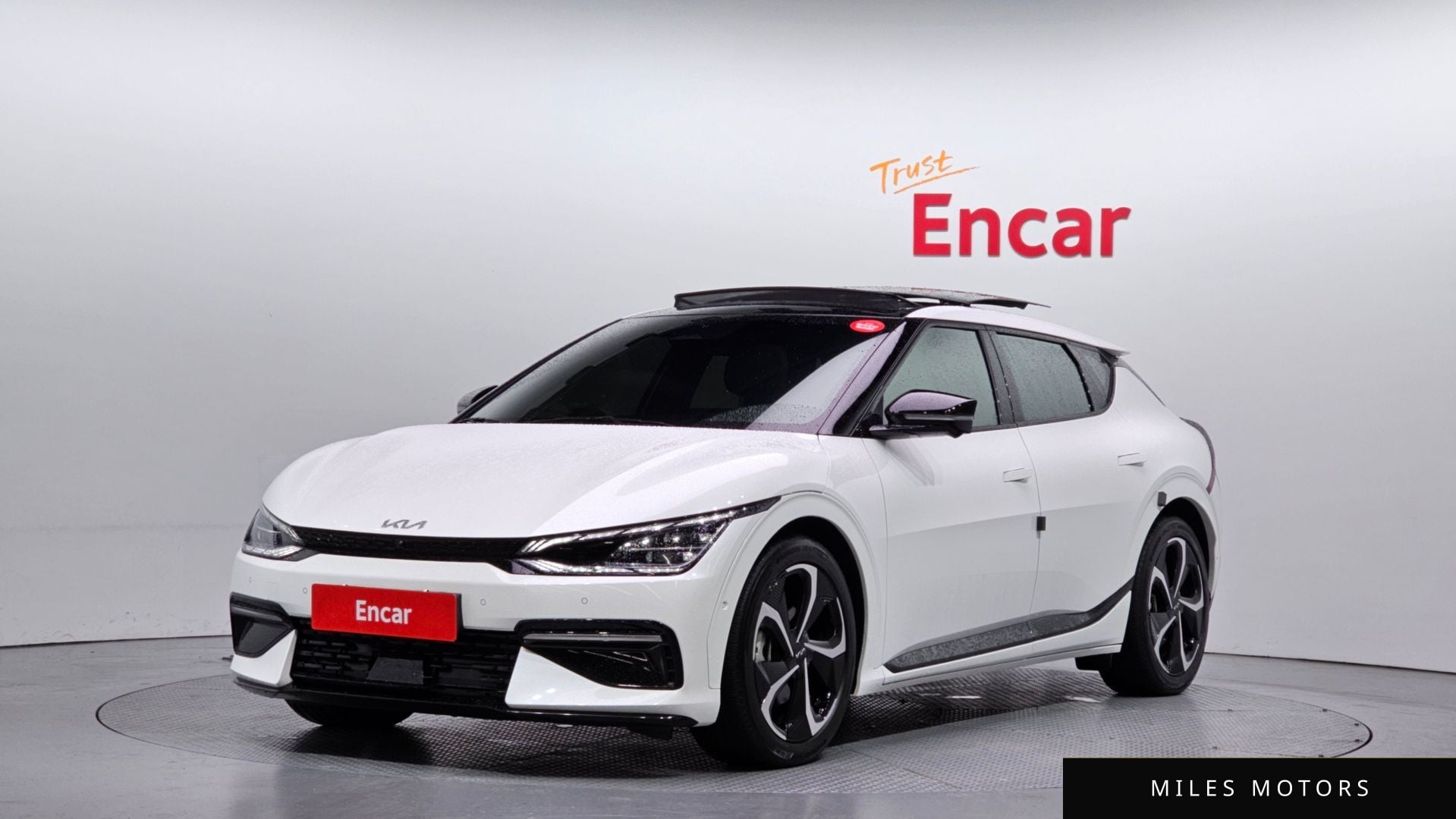 Kia EV6 2022 — фото 1 из 12
