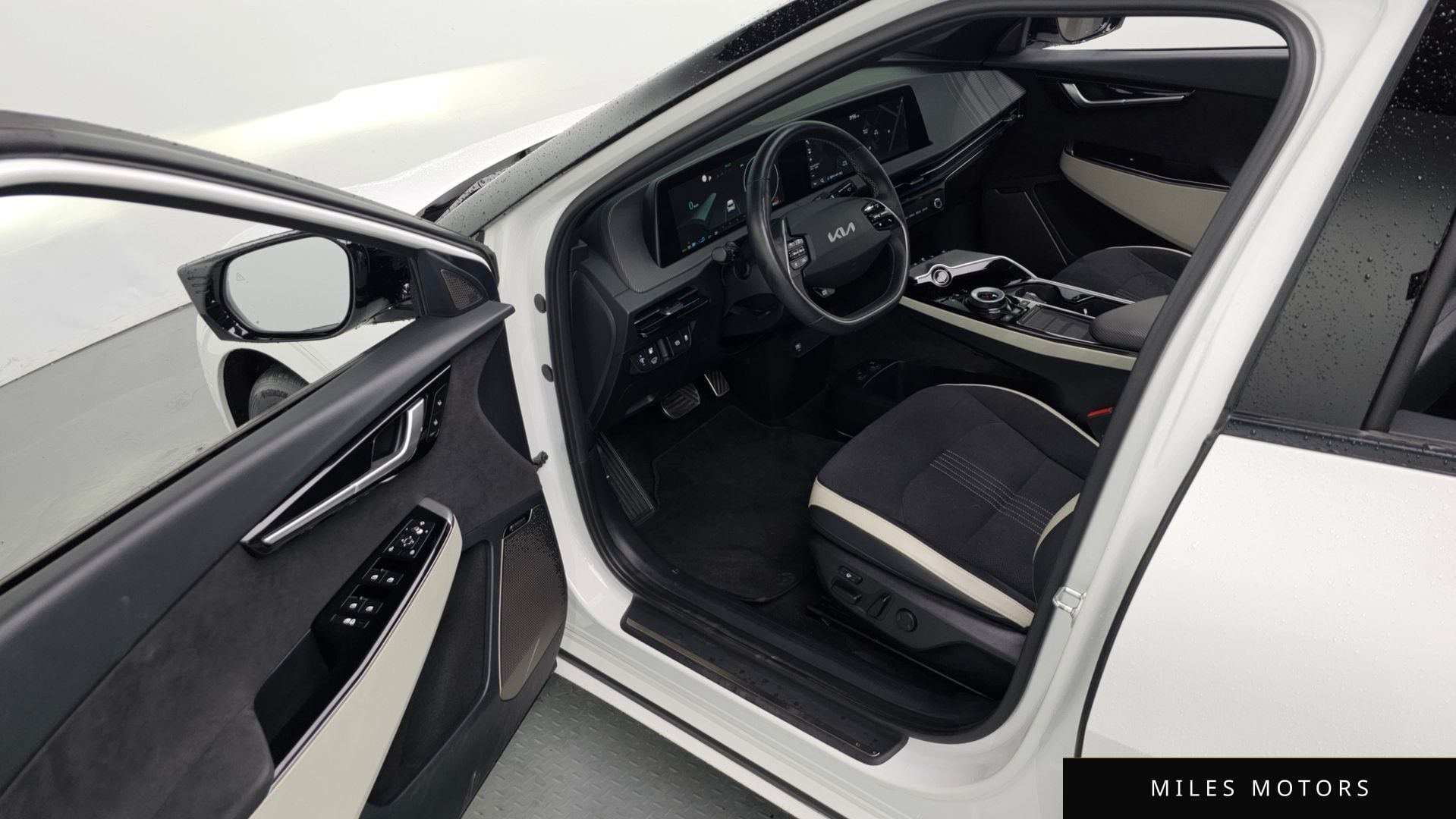 Kia EV6 2022 — миниатюра 10