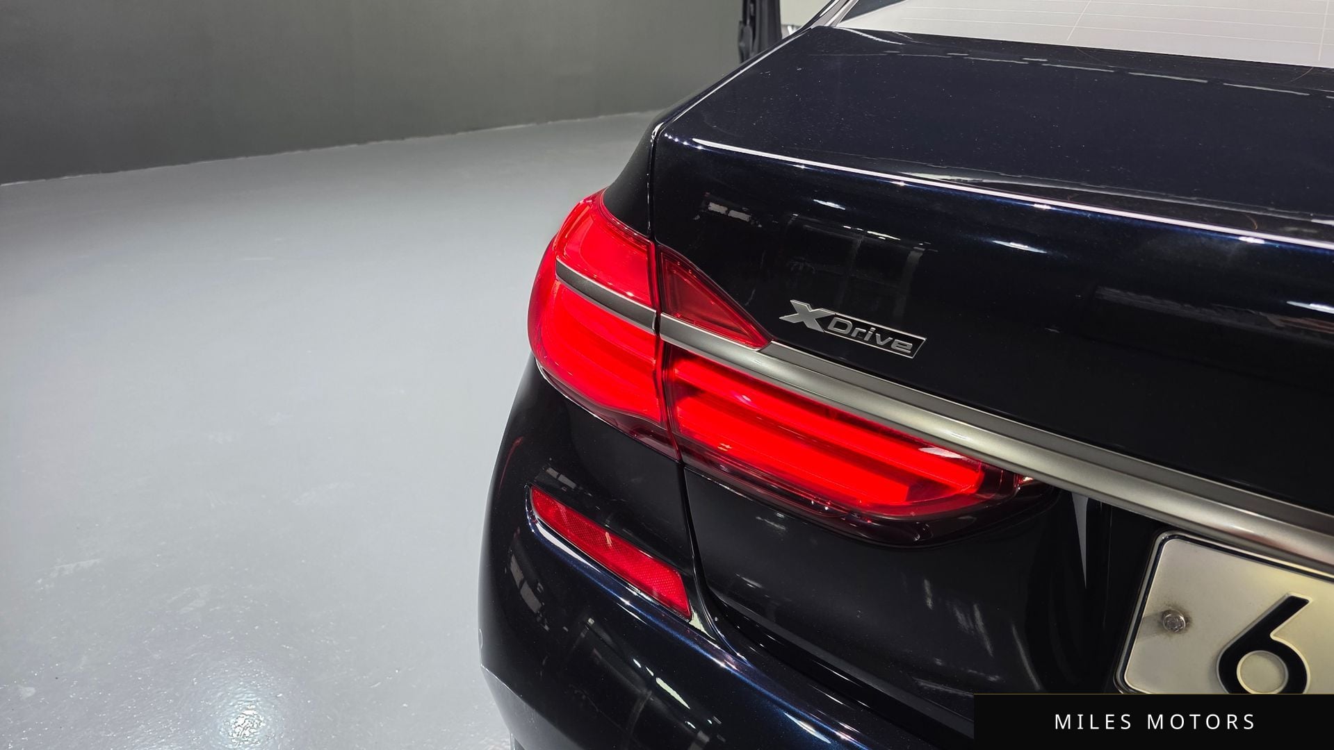 BMW 7 Series (G11) 2018 — миниатюра 9