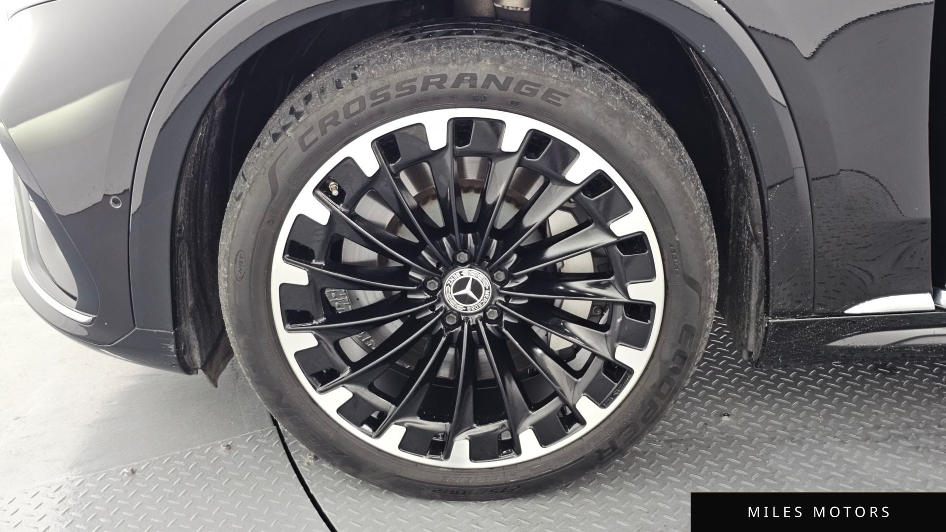Mercedes-Benz EQS SUV X296 2023 — миниатюра 5